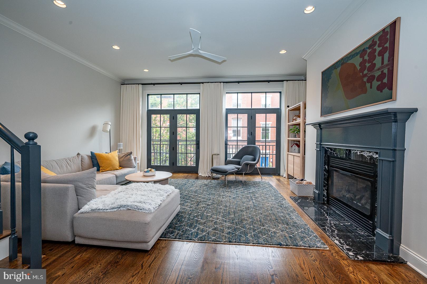 ART MUSEUM AREA - Residential