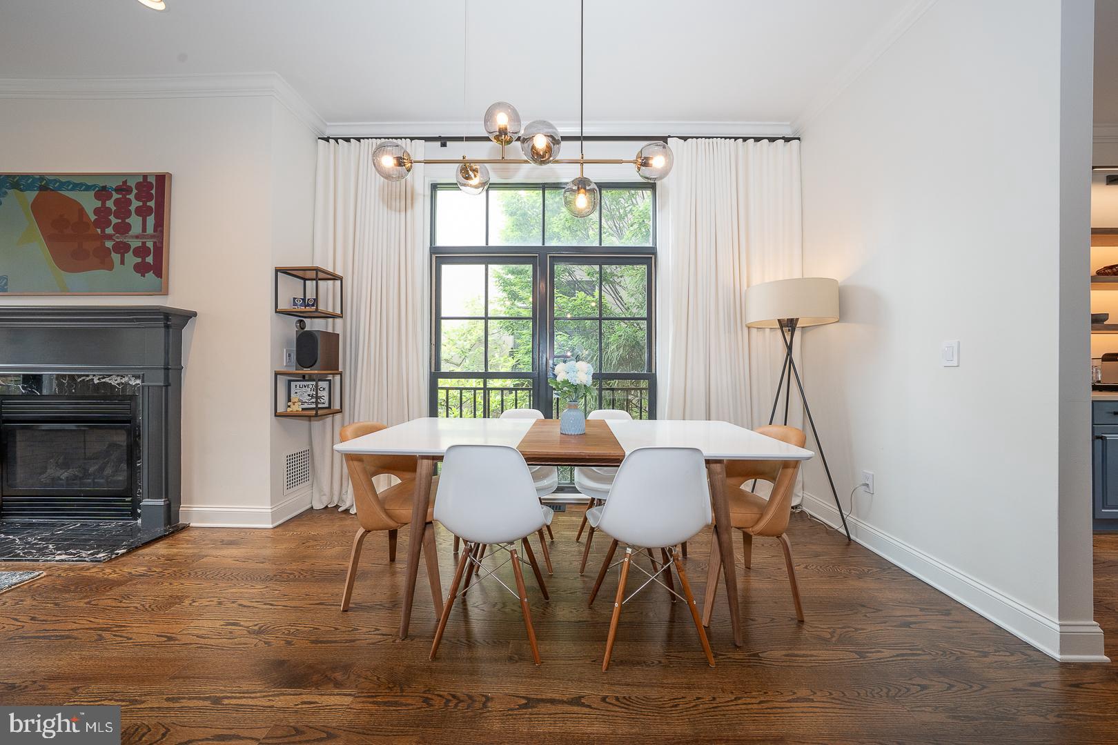 ART MUSEUM AREA - Residential