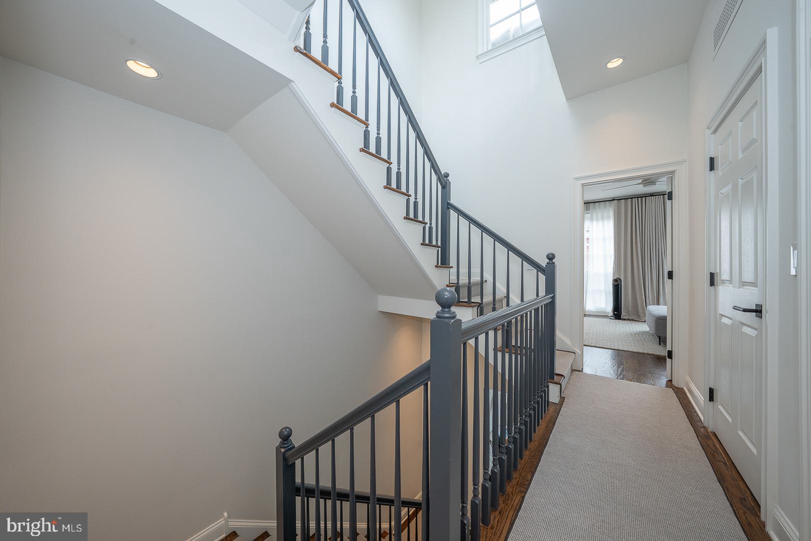 ART MUSEUM AREA - Residential