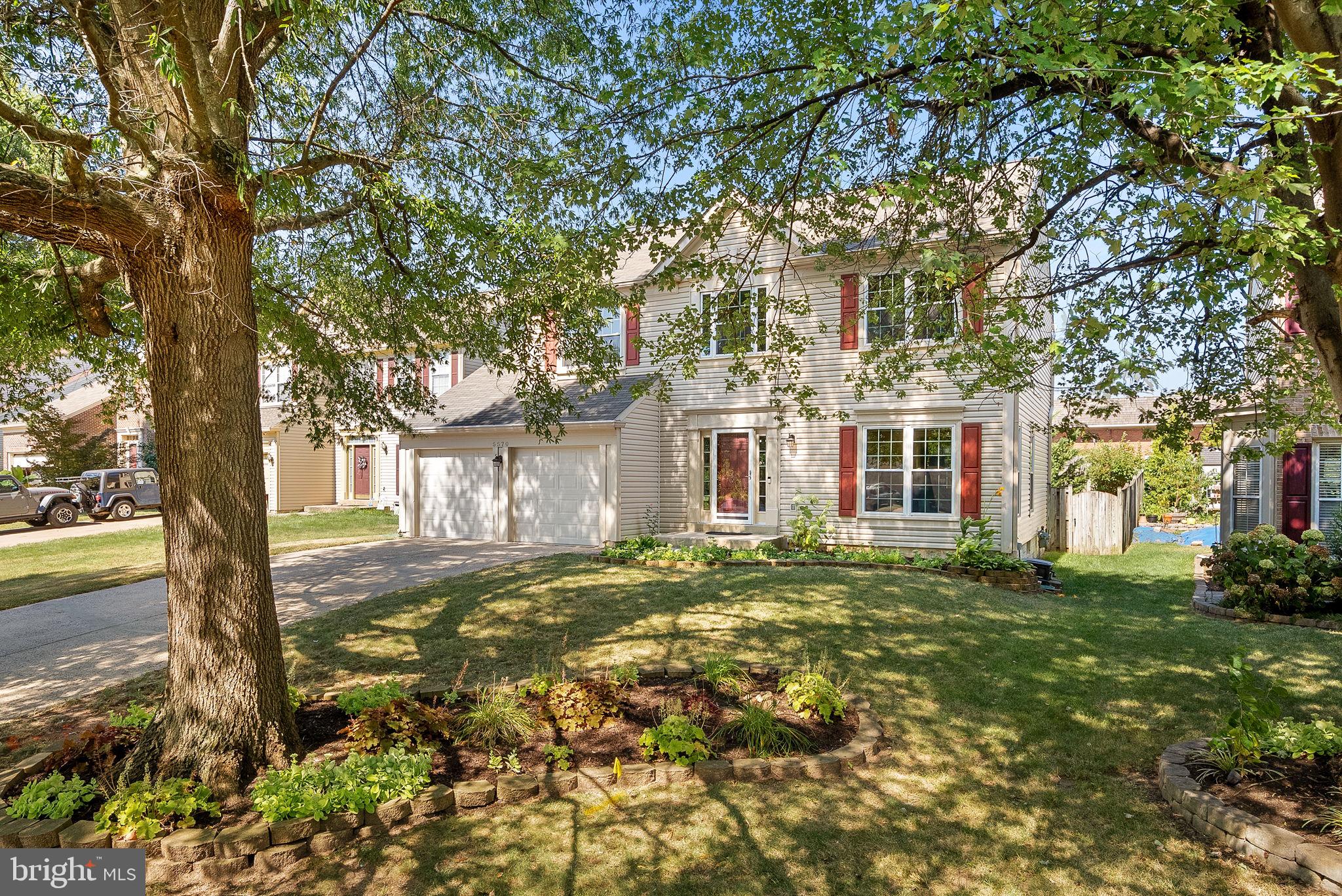 5570 VILLAGE CENTER DRIVE
