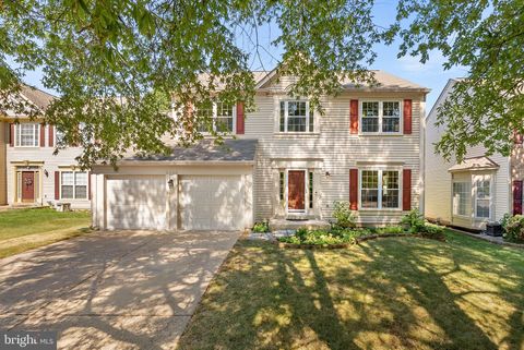 5570 VILLAGE CENTER DRIVE CENTREVILLE VA 20120