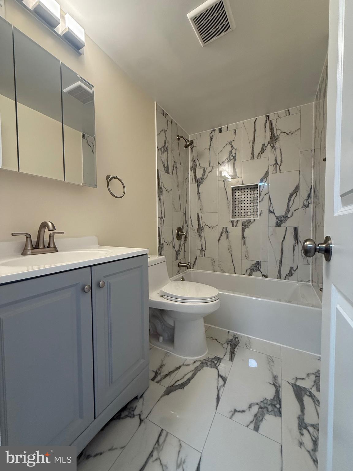 EASTWOOD HEIGHTS - Residential