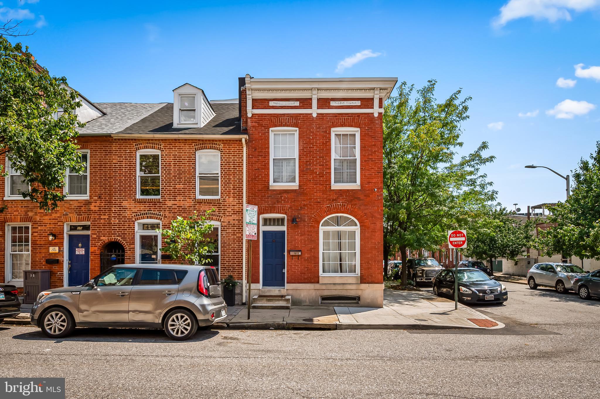 21 E WEST STREET E