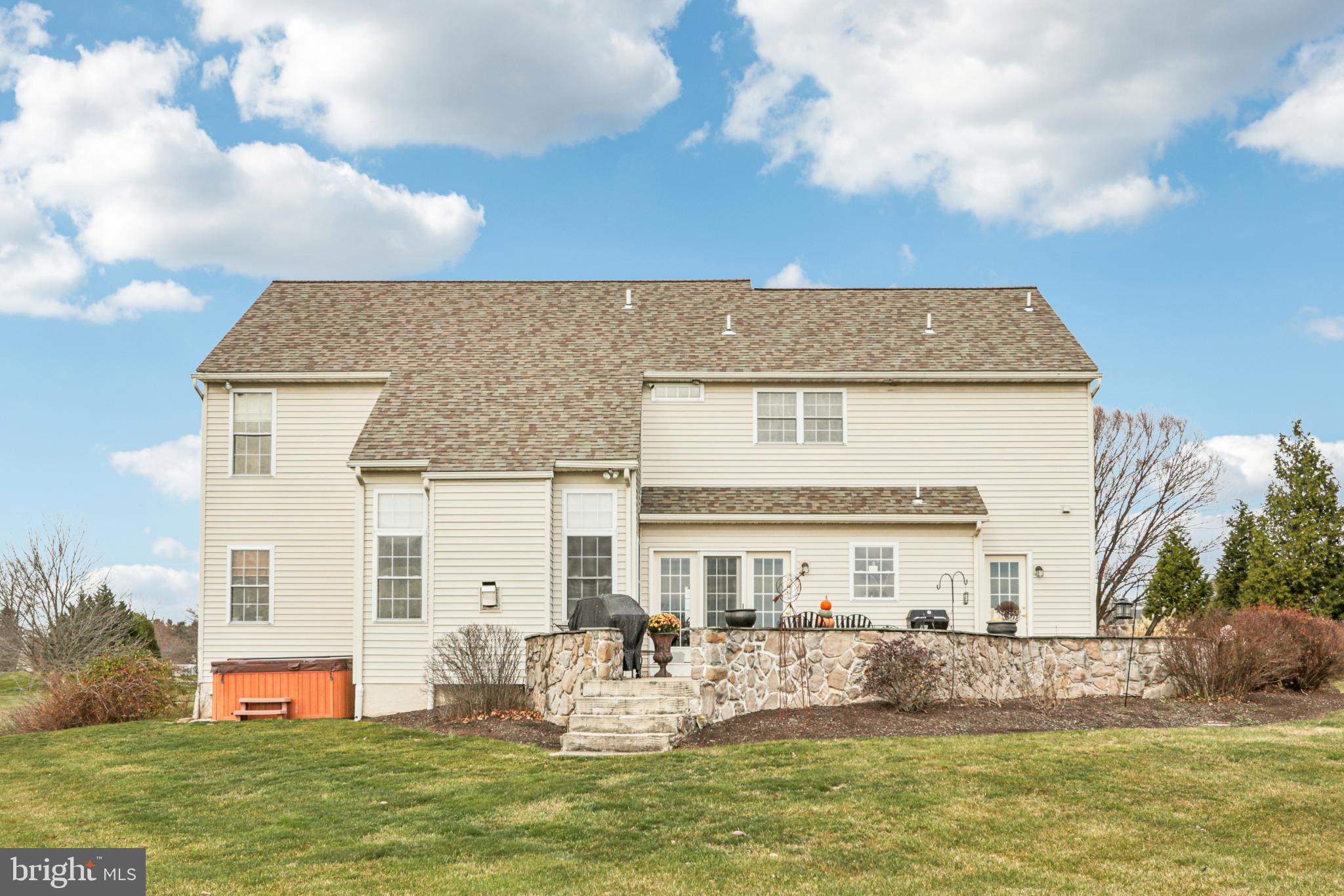 SNOWDEN VILLAGE - Residential