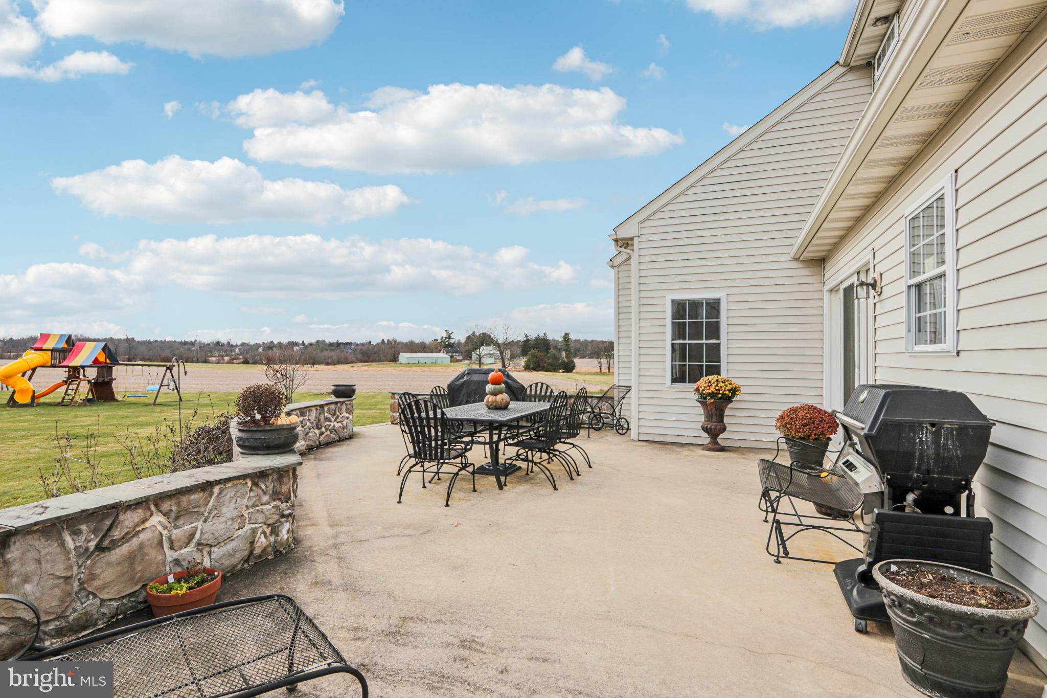 SNOWDEN VILLAGE - Residential