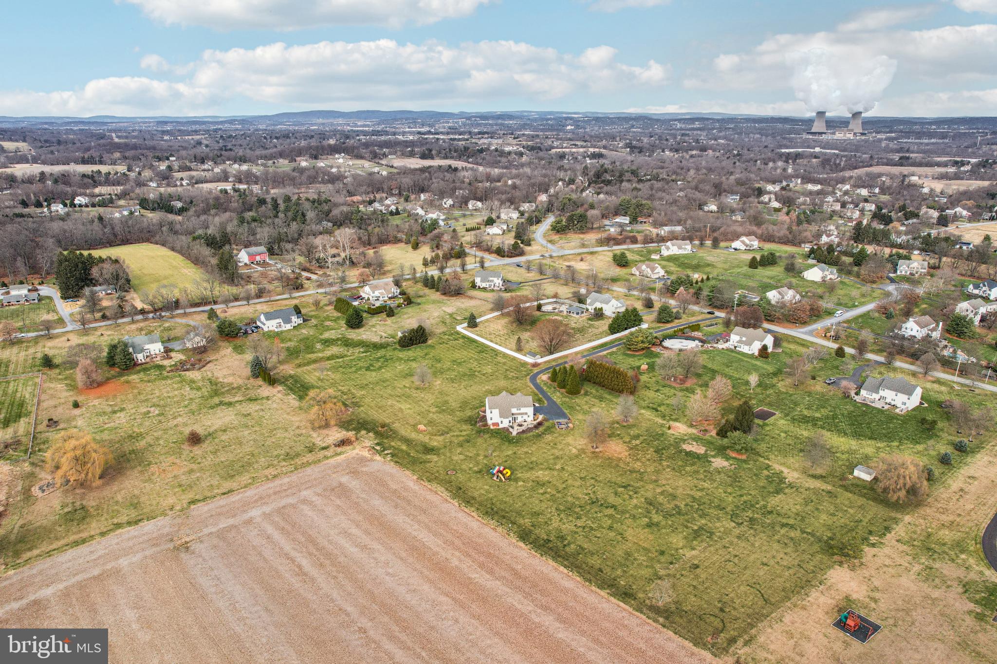 SNOWDEN VILLAGE - Residential