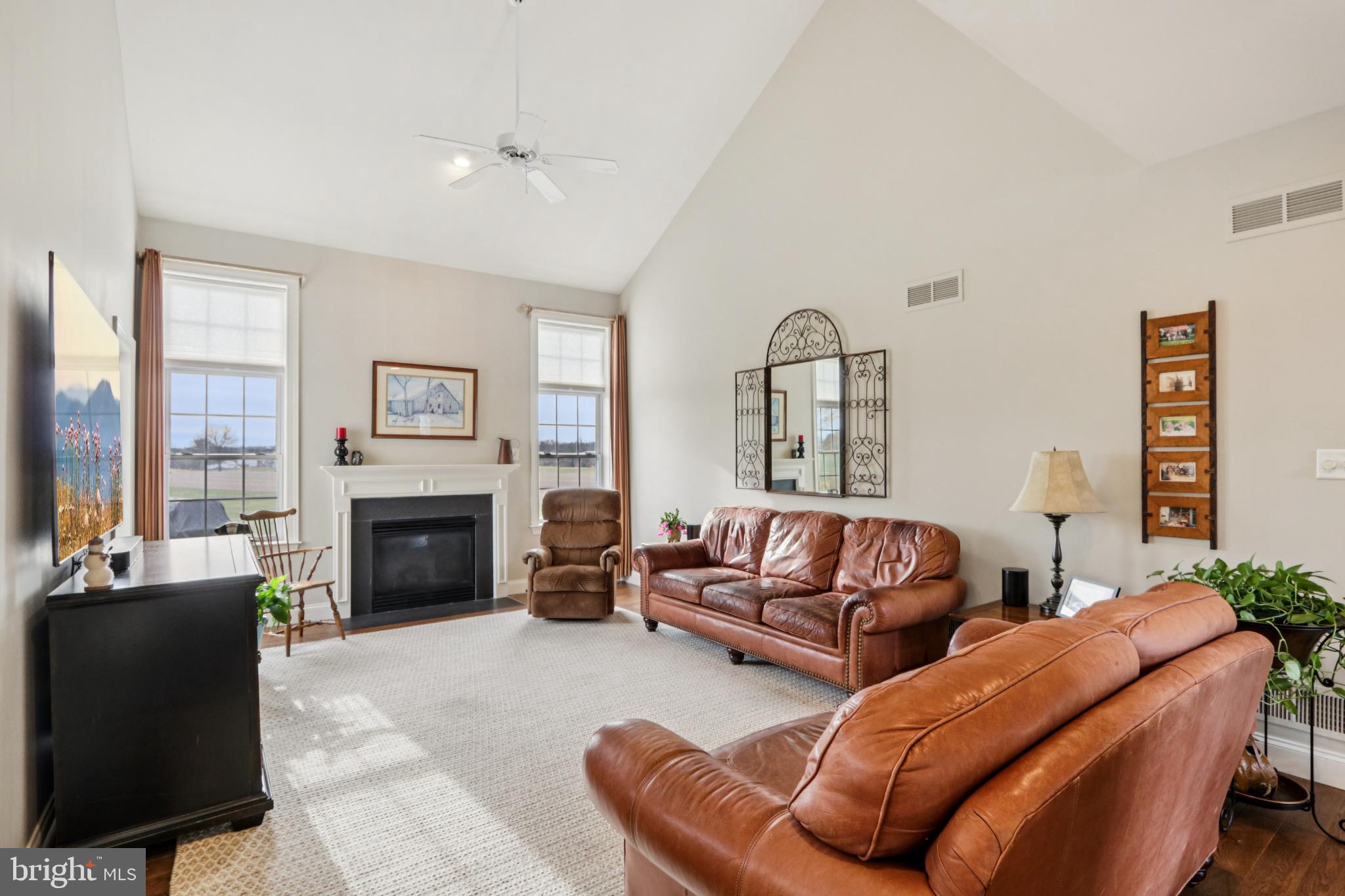 SNOWDEN VILLAGE - Residential