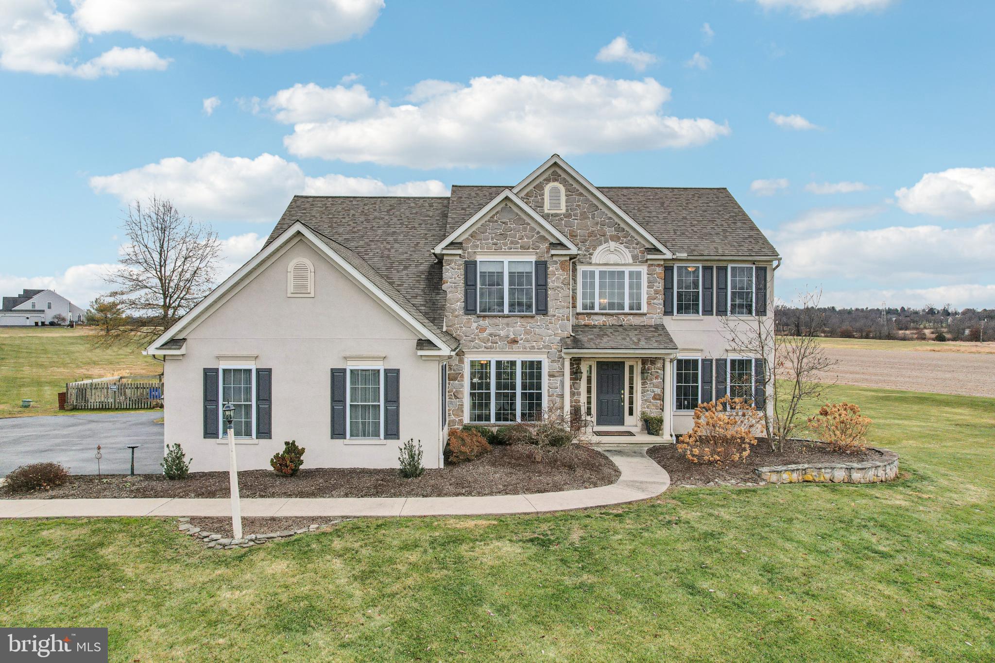 SNOWDEN VILLAGE - Residential