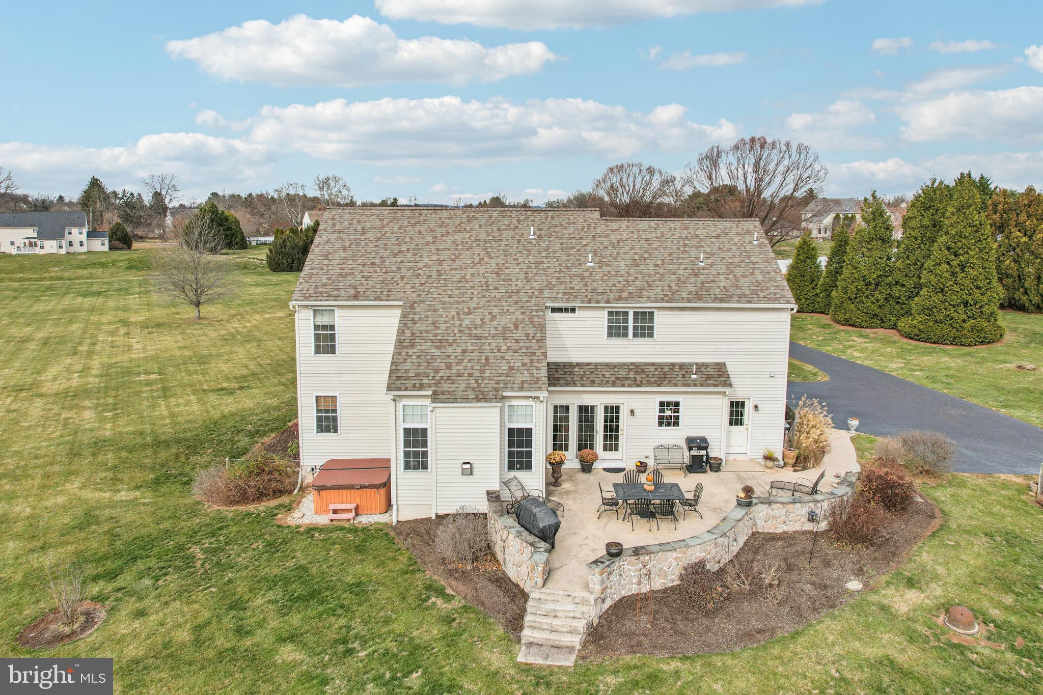 SNOWDEN VILLAGE - Residential