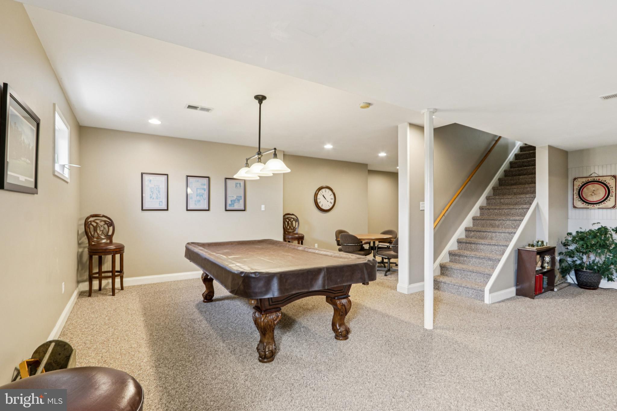 SNOWDEN VILLAGE - Residential