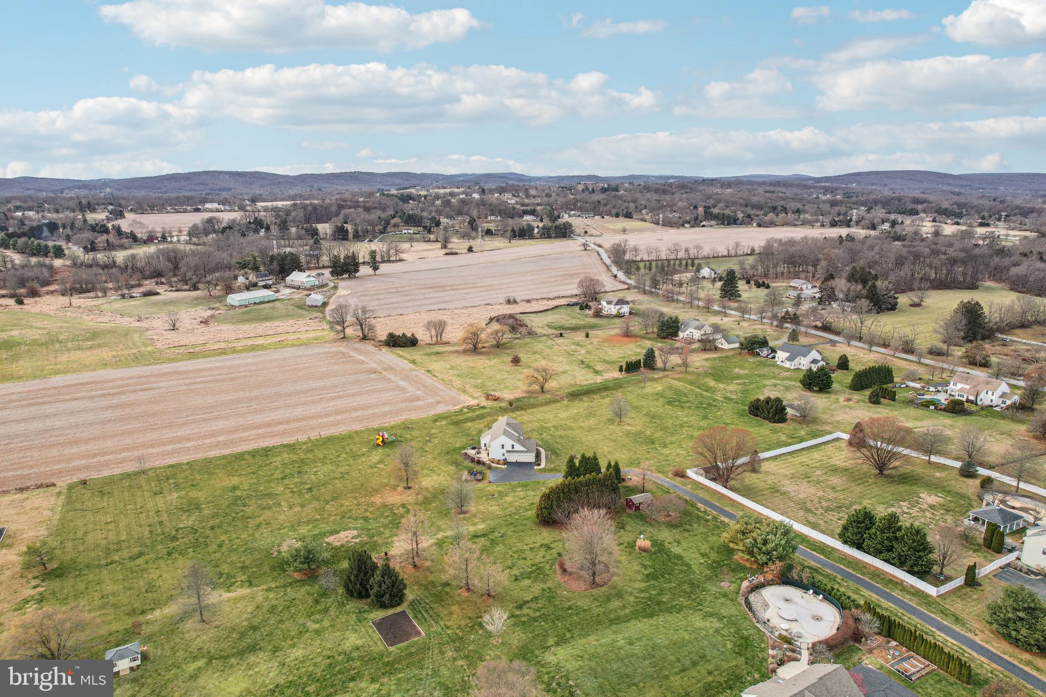 SNOWDEN VILLAGE - Residential