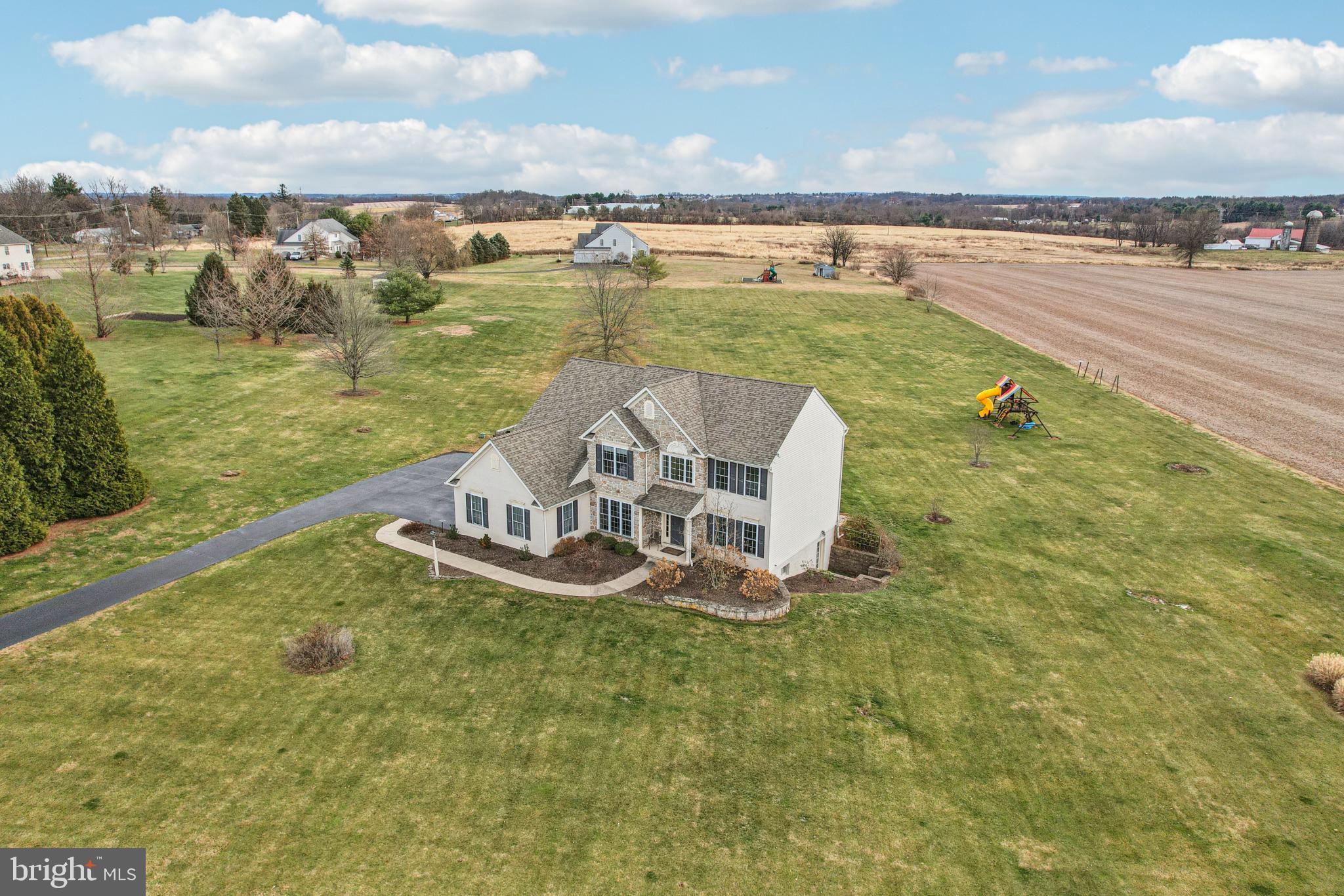 SNOWDEN VILLAGE - Residential