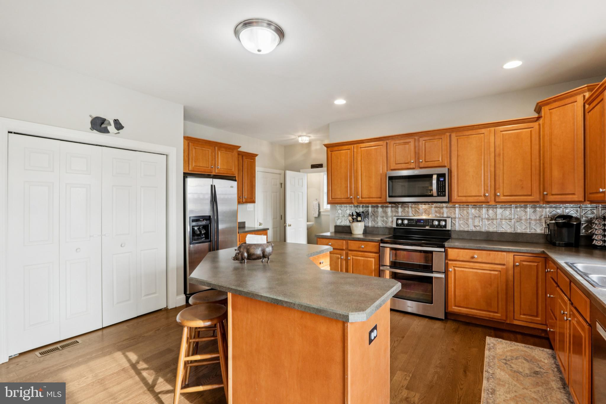 SNOWDEN VILLAGE - Residential