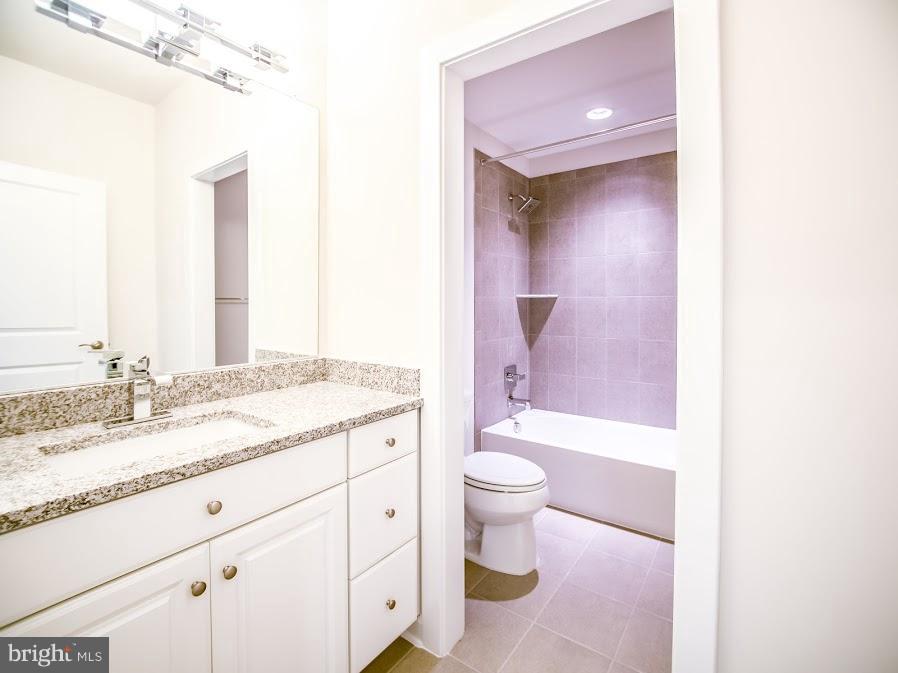 GREENBELT STATION - Residential