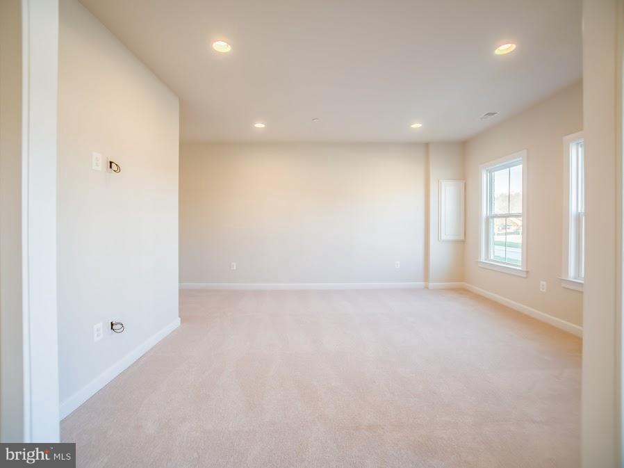 GREENBELT STATION - Residential