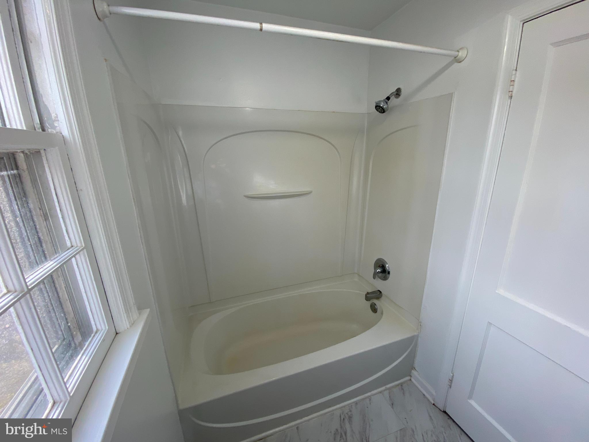 POWHATAN PLANTATION - Residential Lease