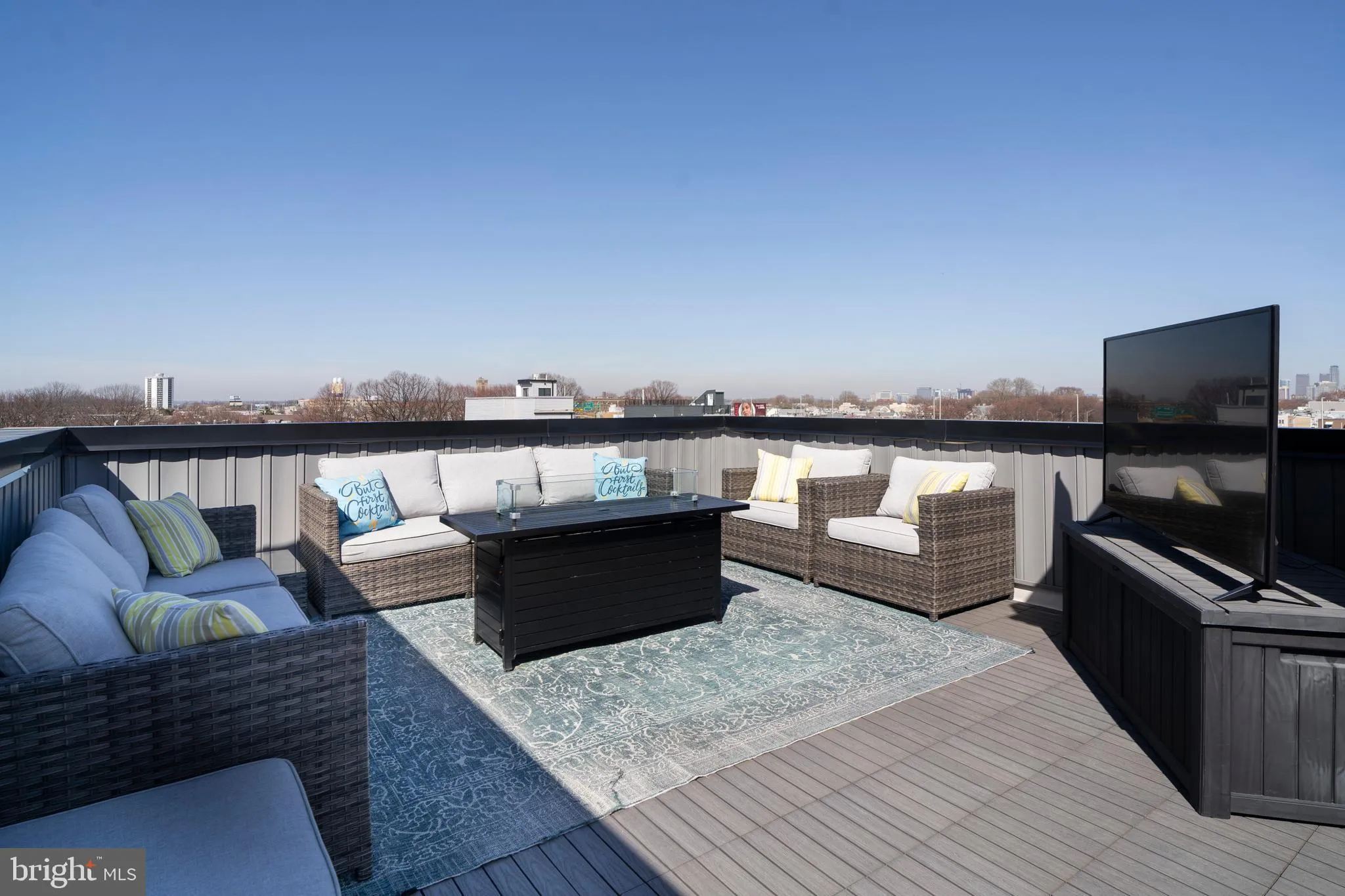 Philadelphia, Pennsylvania 19148, United States, 3 Bedrooms Bedrooms, ,3 BathroomsBathrooms,Residential,Active,118929