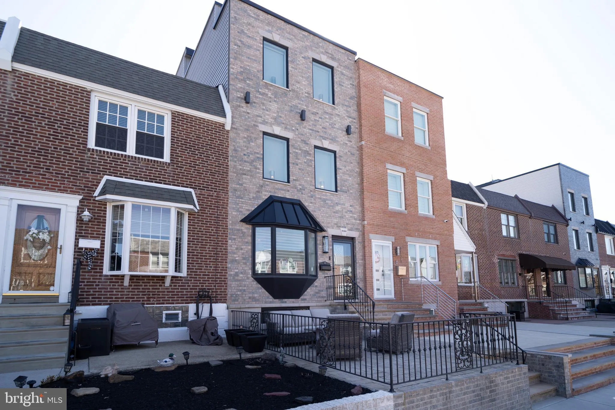 Philadelphia, Pennsylvania 19148, United States, 3 Bedrooms Bedrooms, ,3 BathroomsBathrooms,Residential,Active,118929