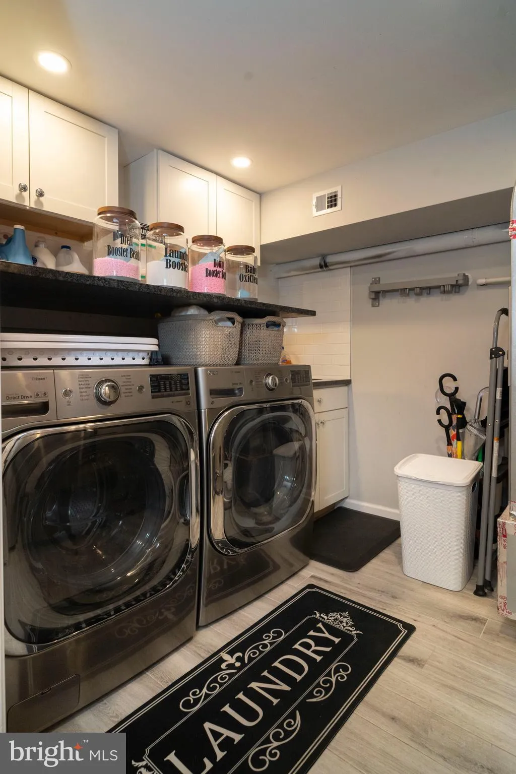 Philadelphia, Pennsylvania 19148, United States, 3 Bedrooms Bedrooms, ,3 BathroomsBathrooms,Residential,Active,118929