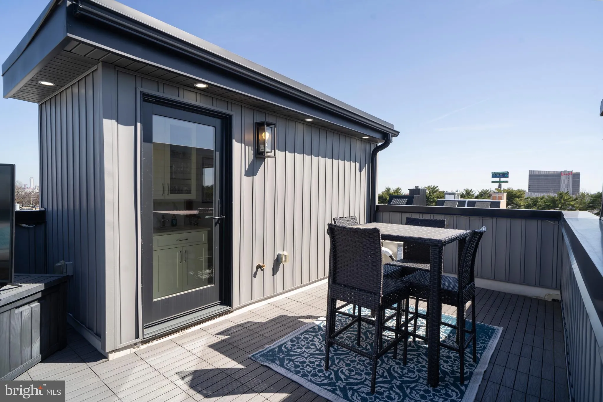 Philadelphia, Pennsylvania 19148, United States, 3 Bedrooms Bedrooms, ,3 BathroomsBathrooms,Residential,Active,118929