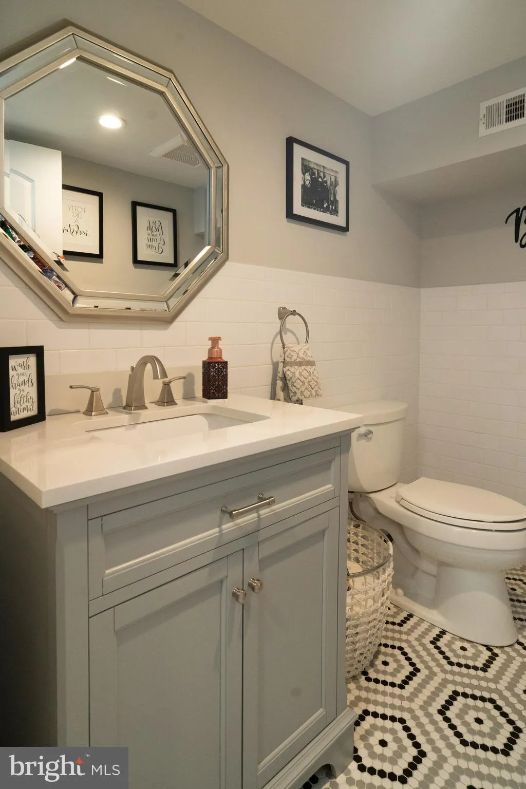 Philadelphia, Pennsylvania 19148, United States, 3 Bedrooms Bedrooms, ,3 BathroomsBathrooms,Residential,Active,118929