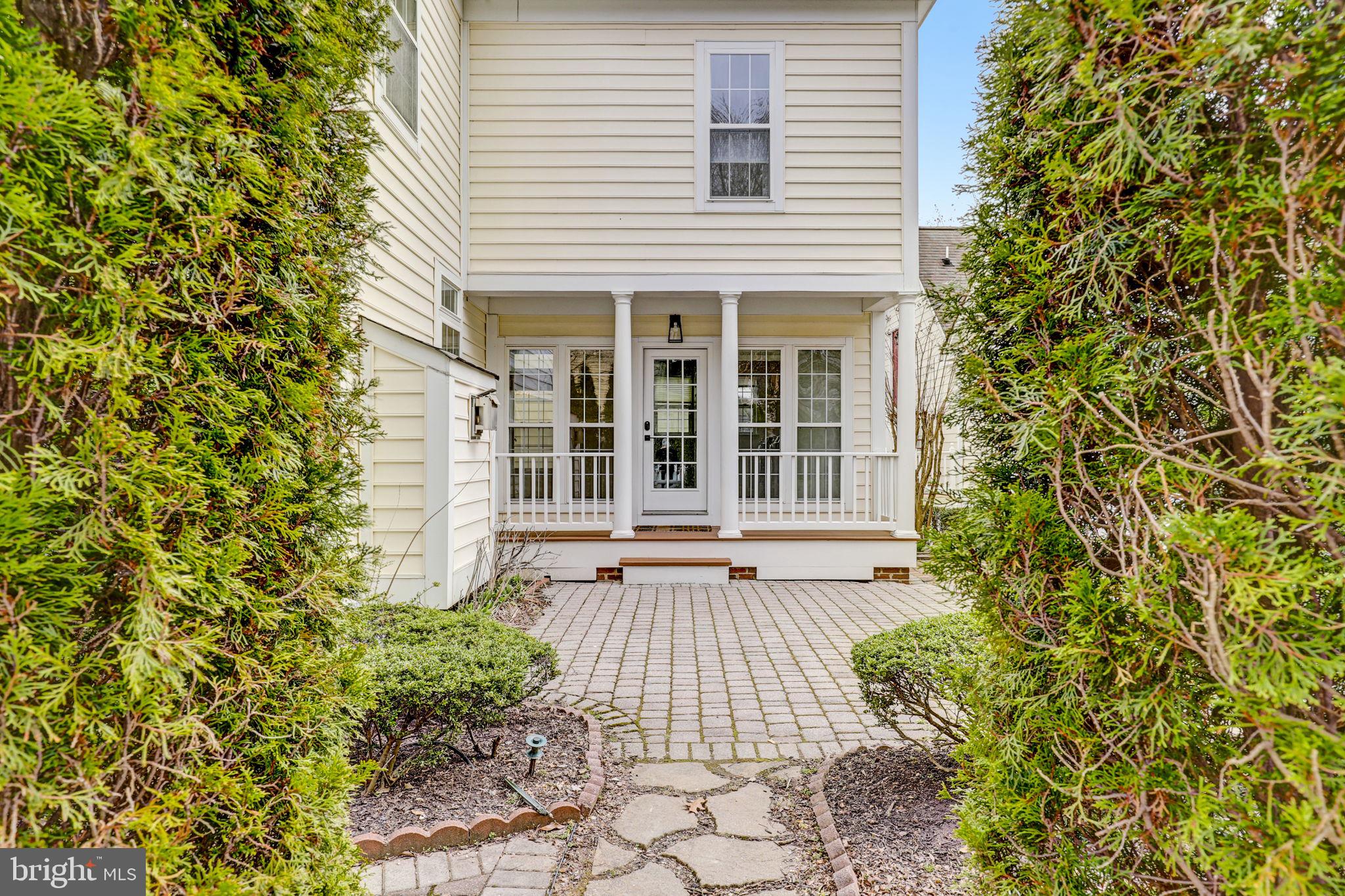 LAKELANDS - Residential