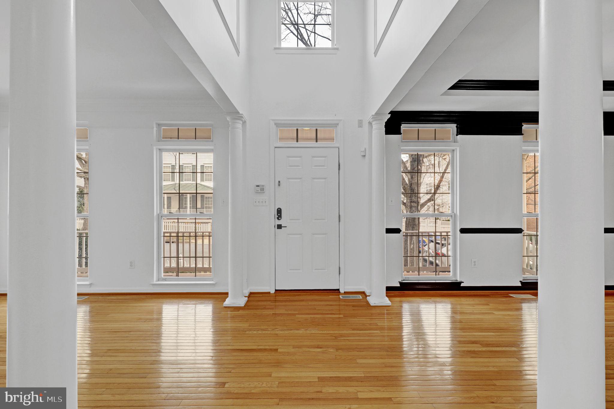 LAKELANDS - Residential