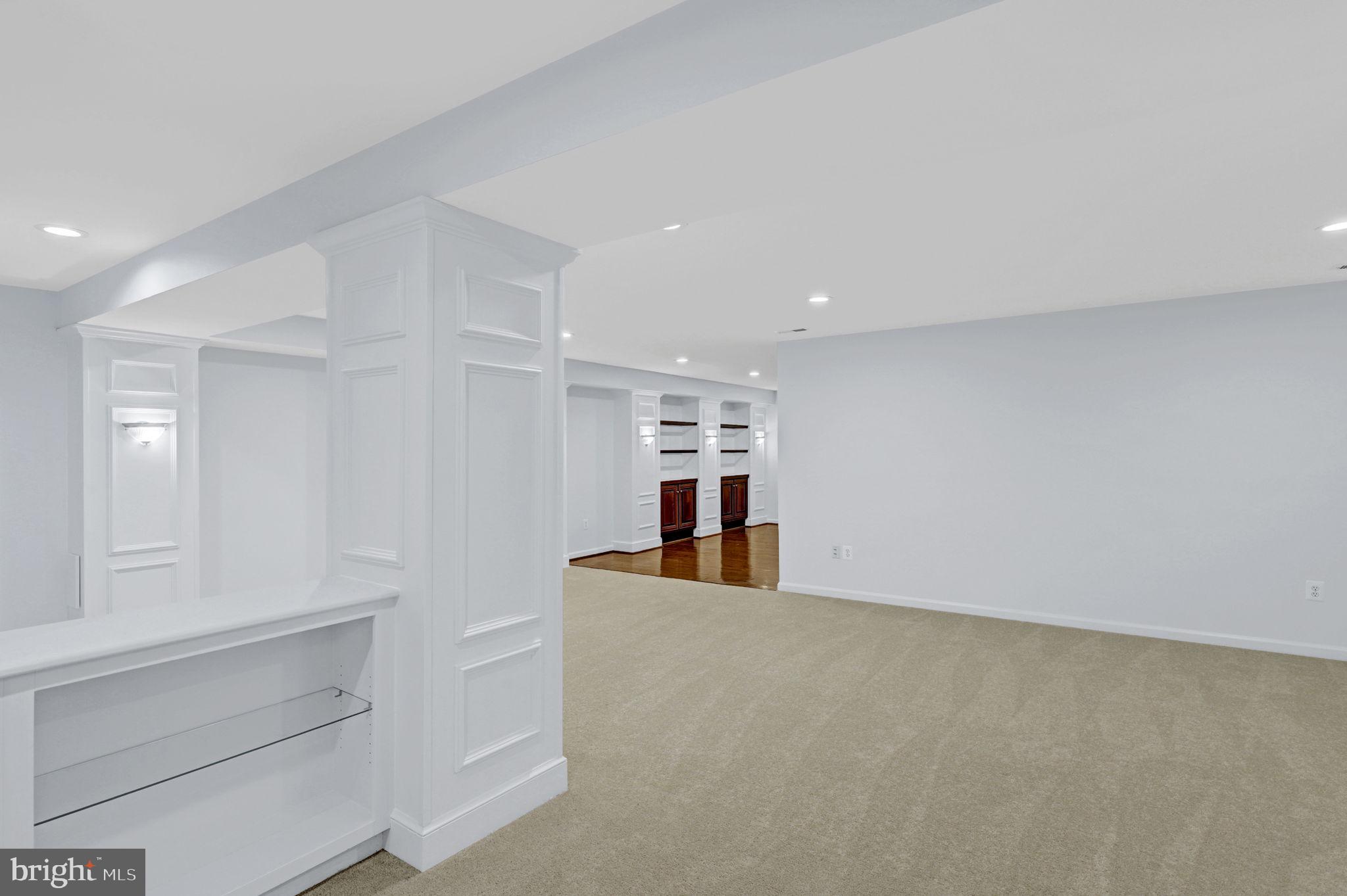 LAKELANDS - Residential