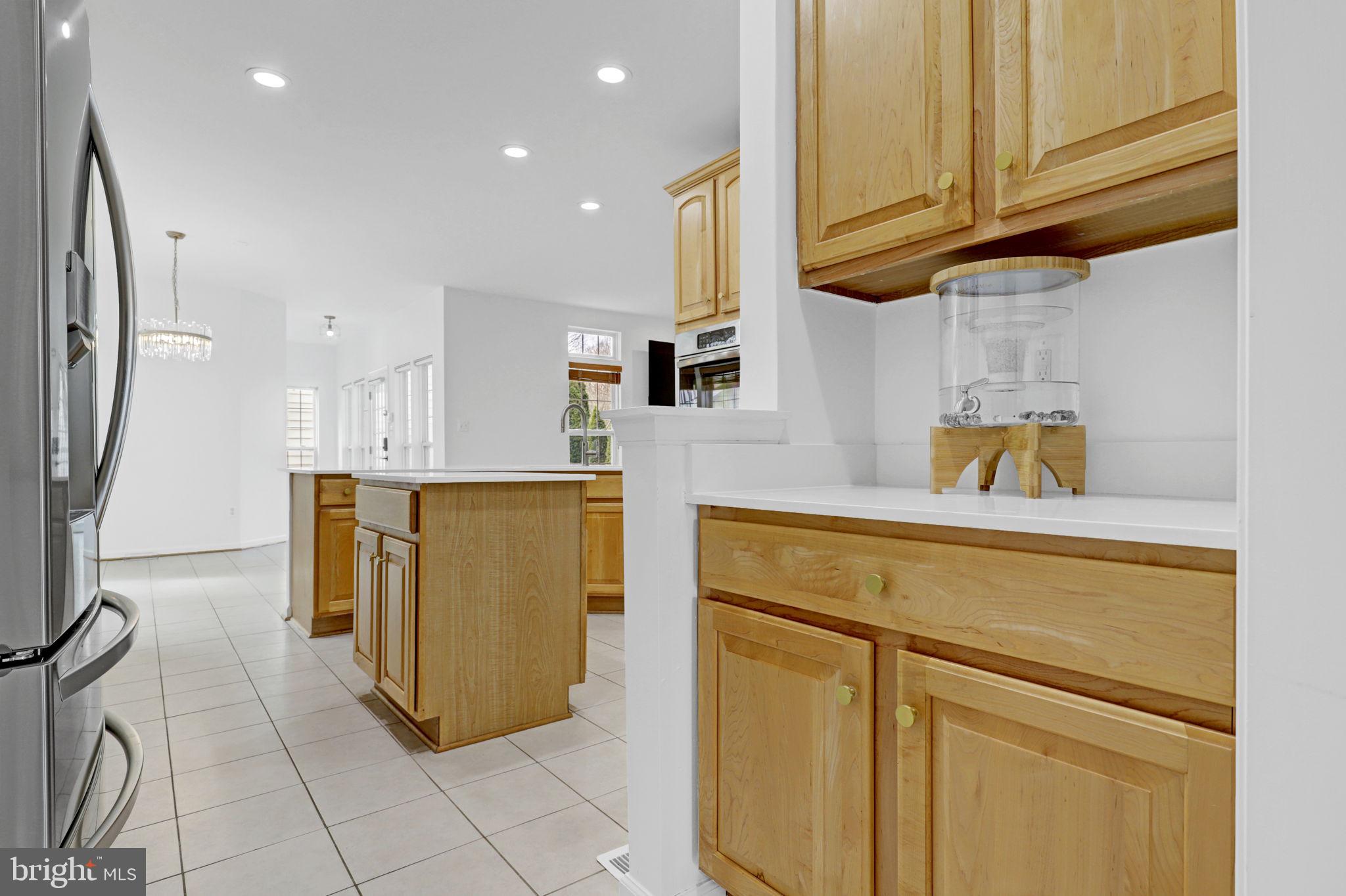 LAKELANDS - Residential