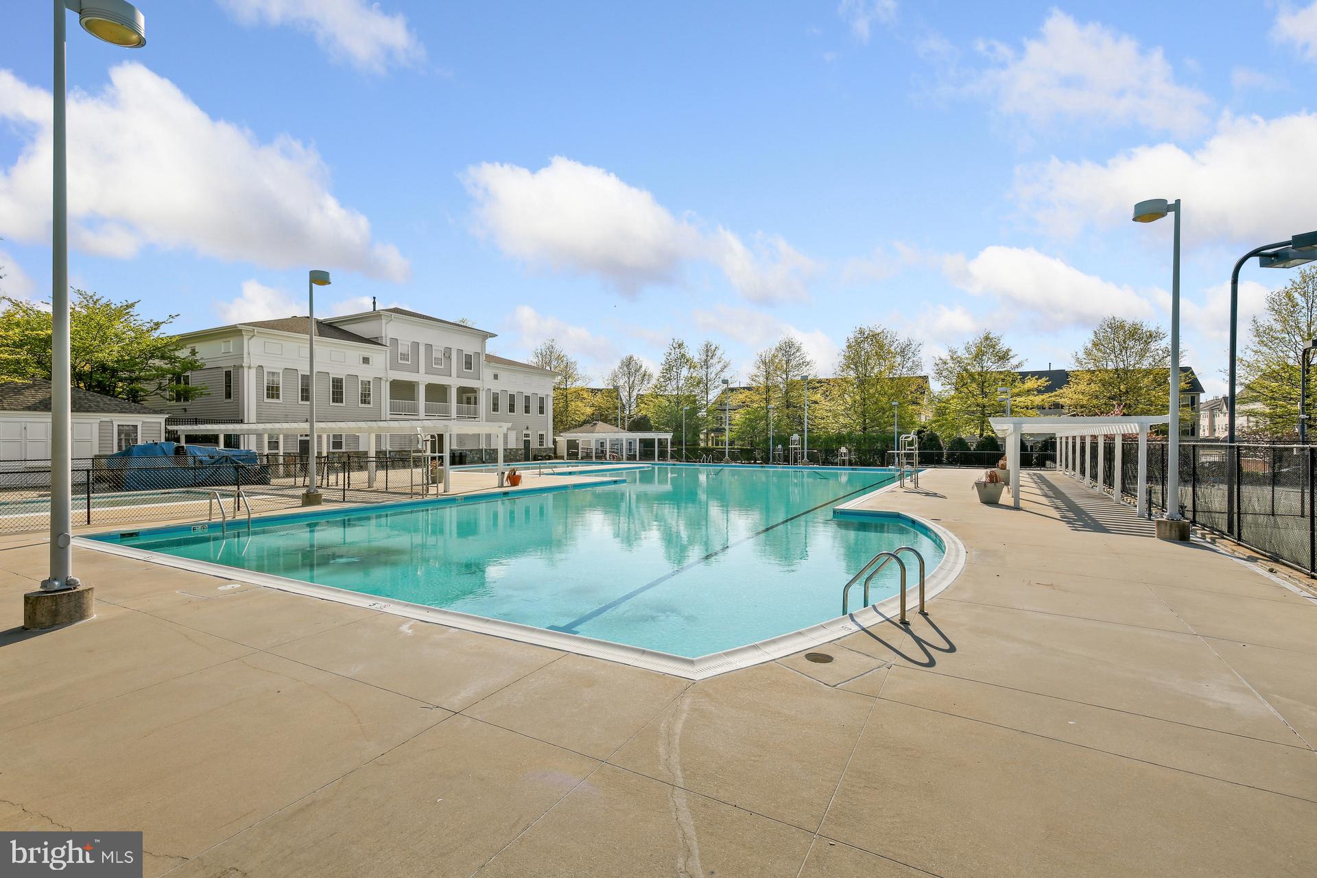 LAKELANDS - Residential