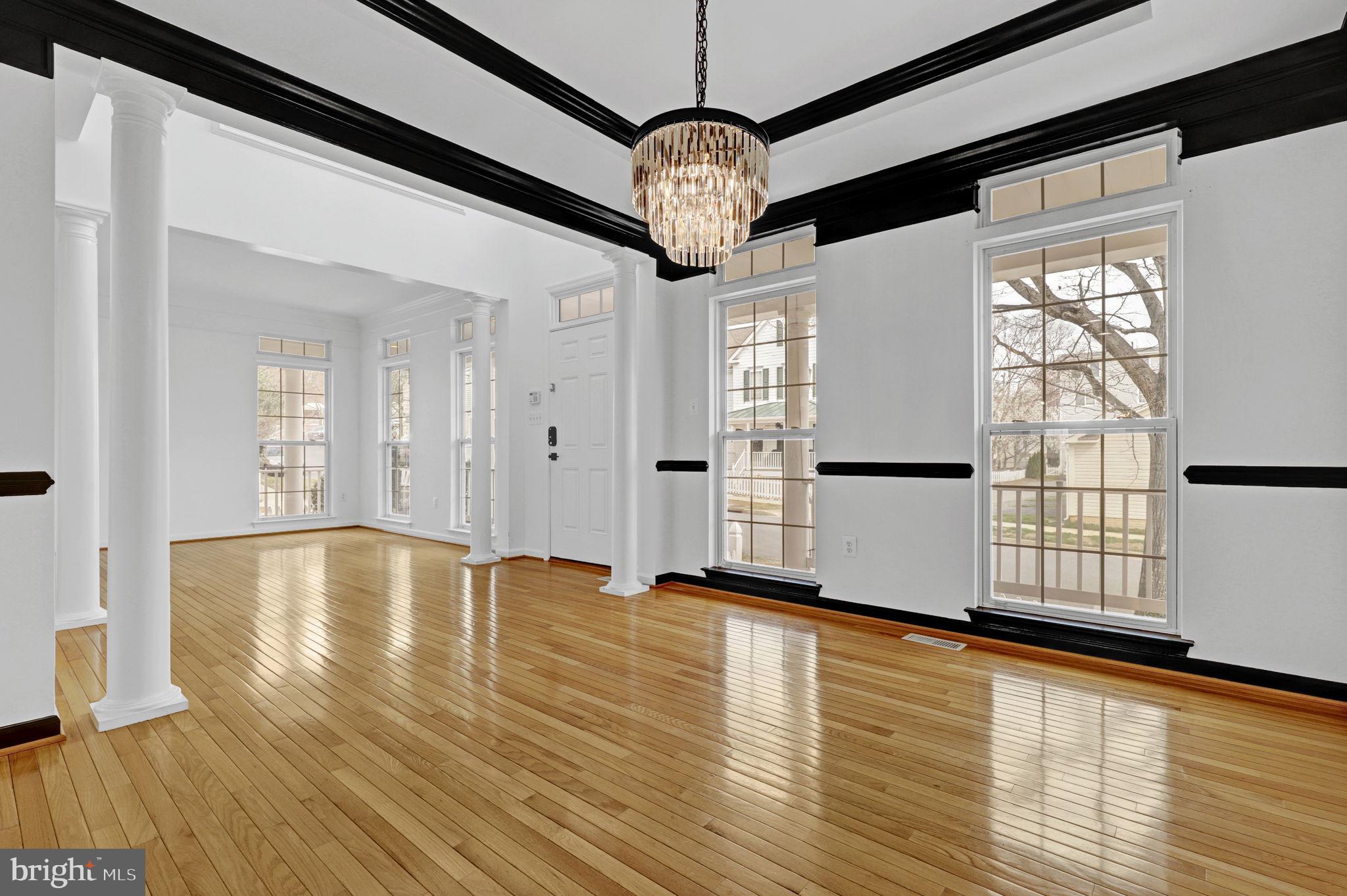 LAKELANDS - Residential