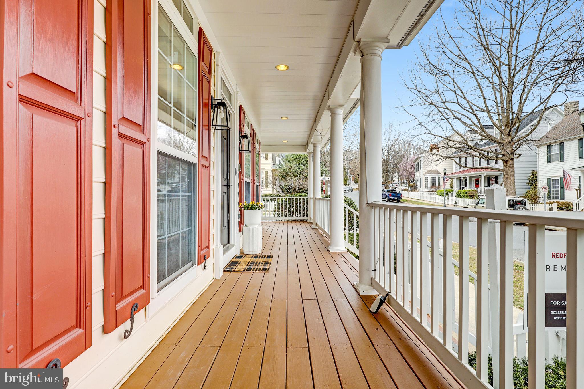 LAKELANDS - Residential