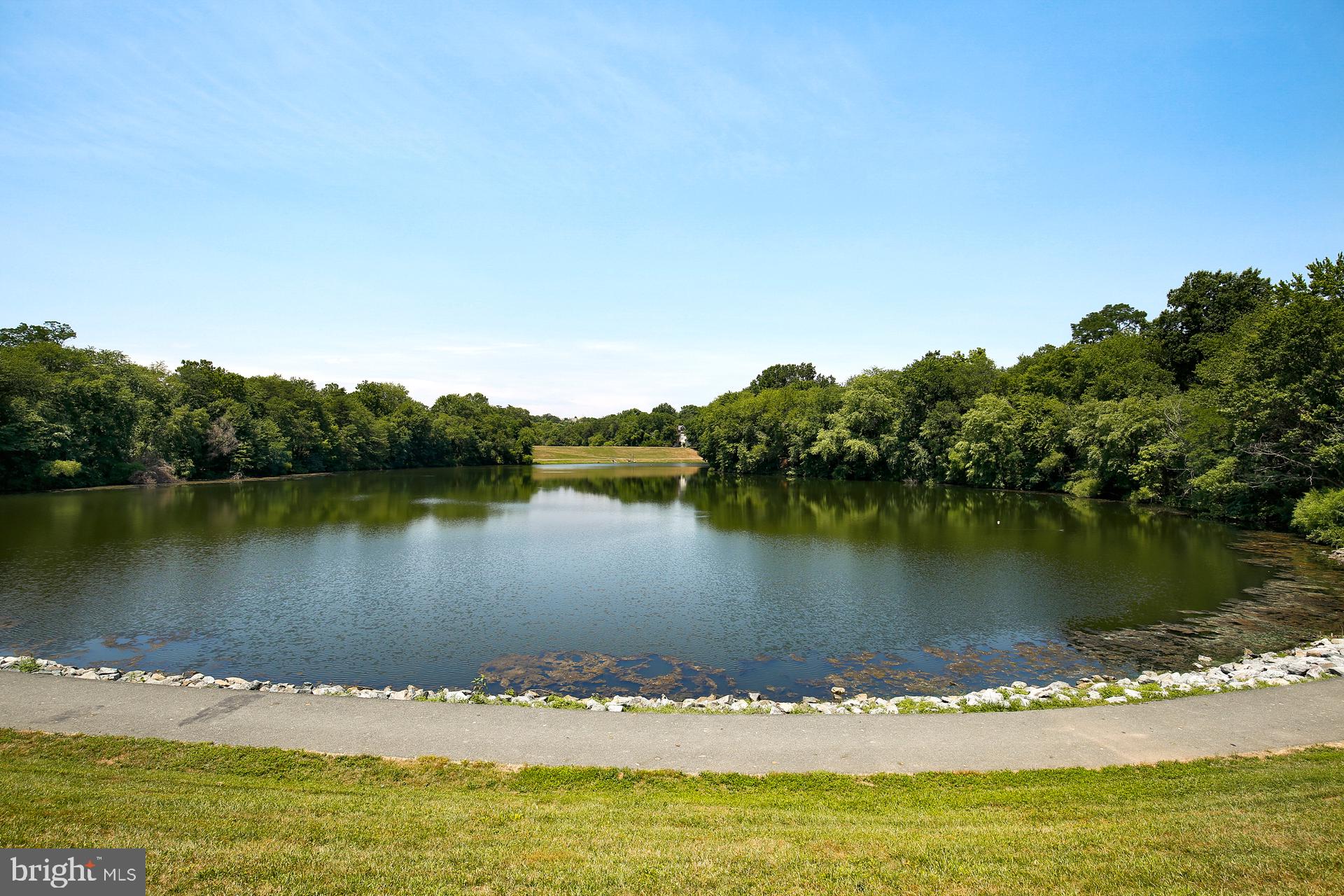 LAKELANDS - Residential