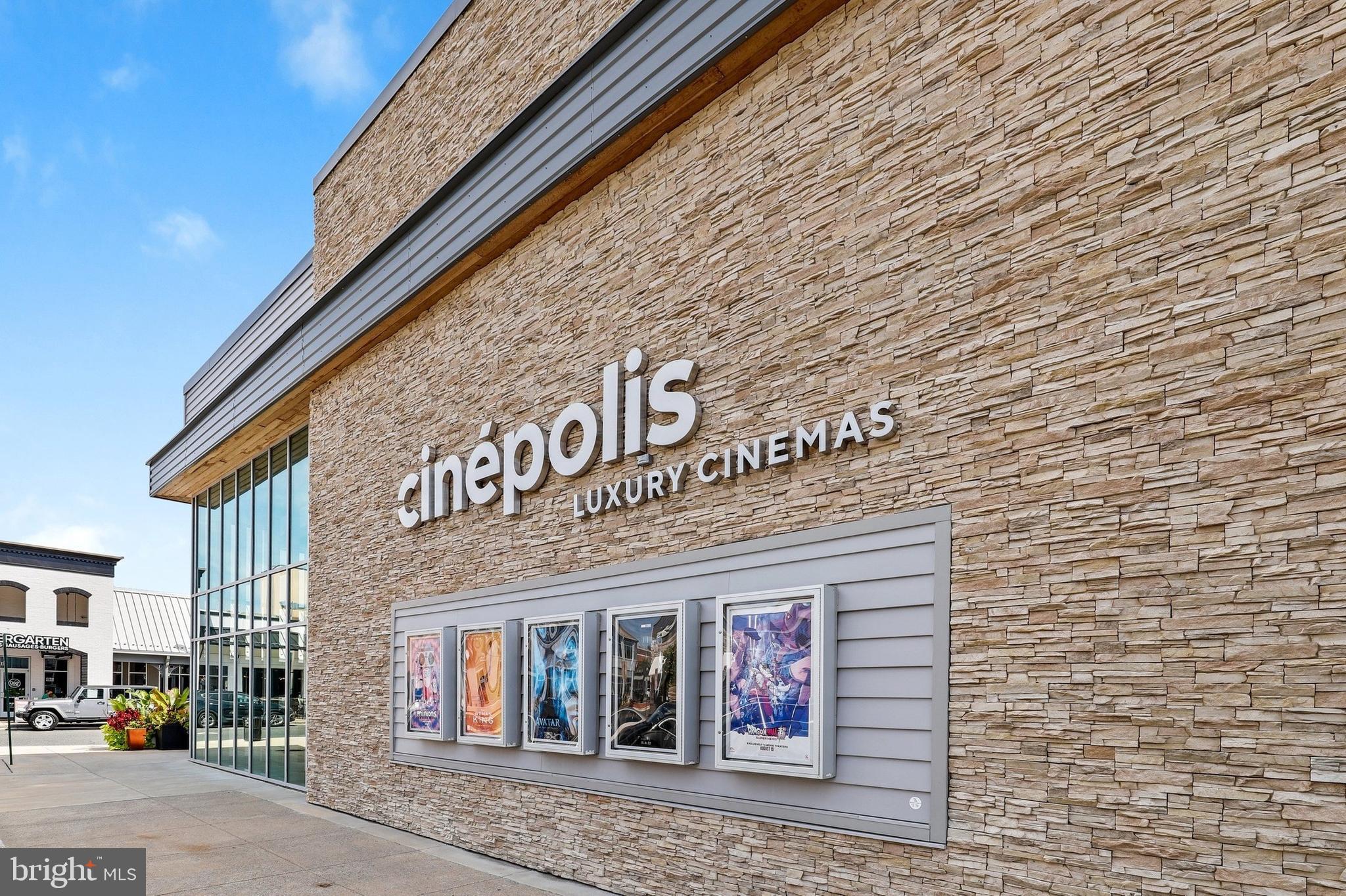 LAKELANDS - Residential