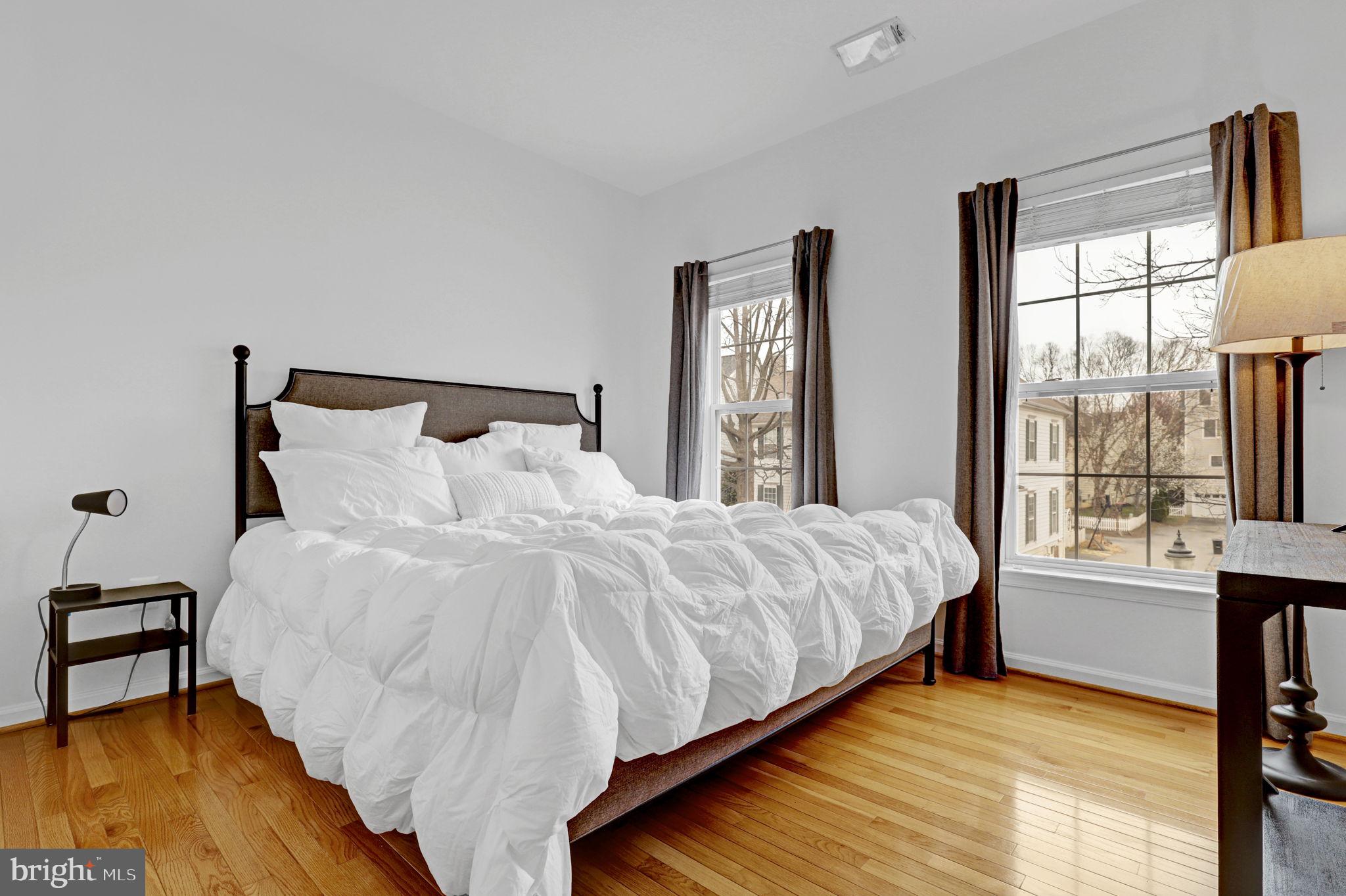 LAKELANDS - Residential