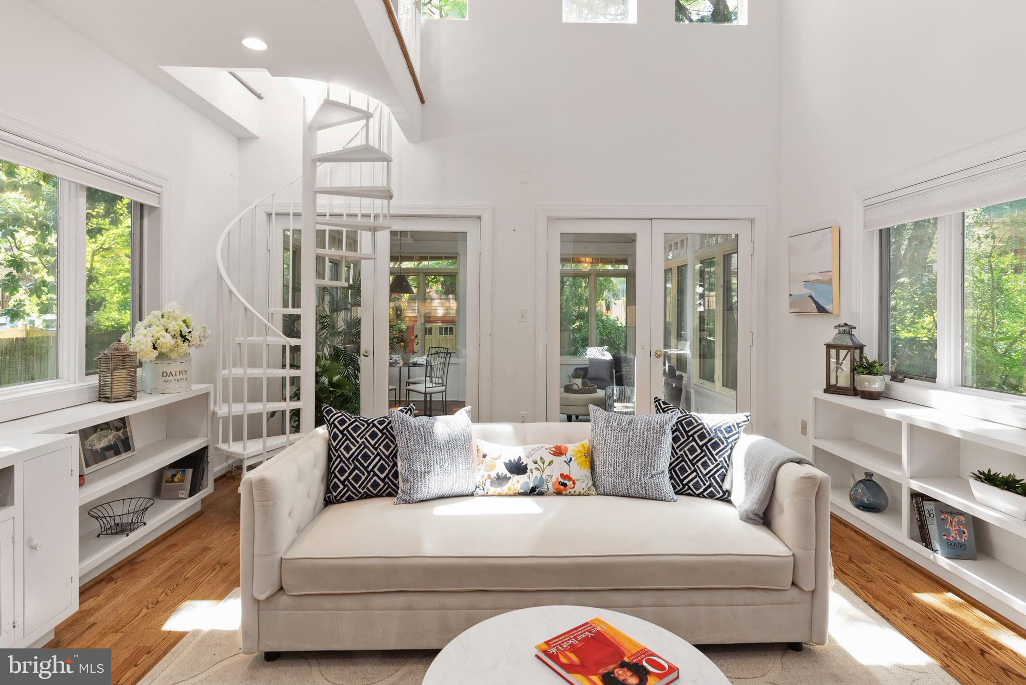 HISTORIC DISTRICT - Residential