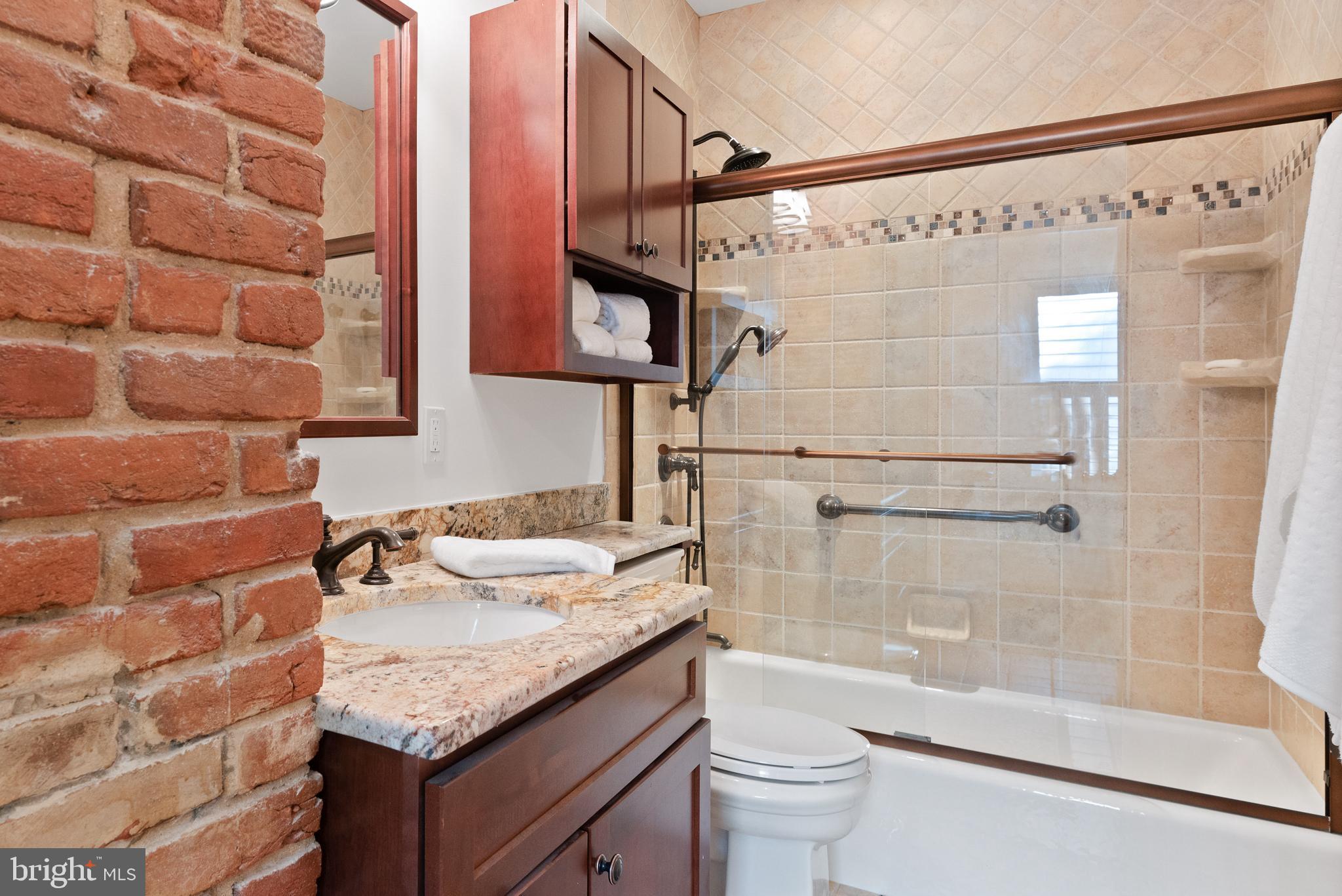 HISTORIC DISTRICT - Residential