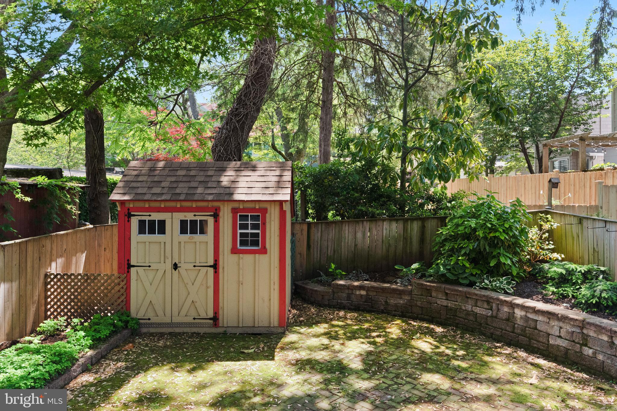 HISTORIC DISTRICT - Residential