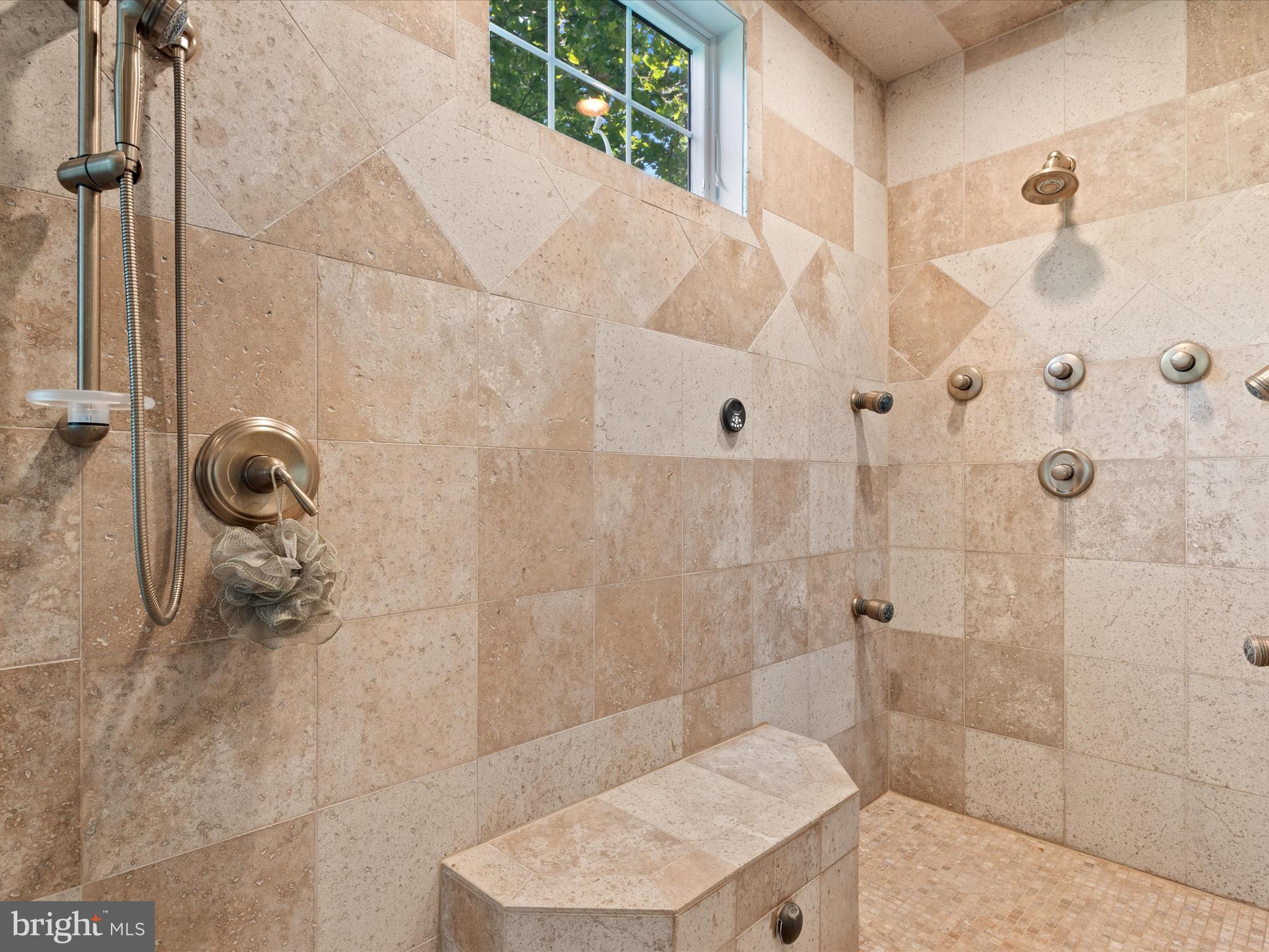 PENINSULA - Residential