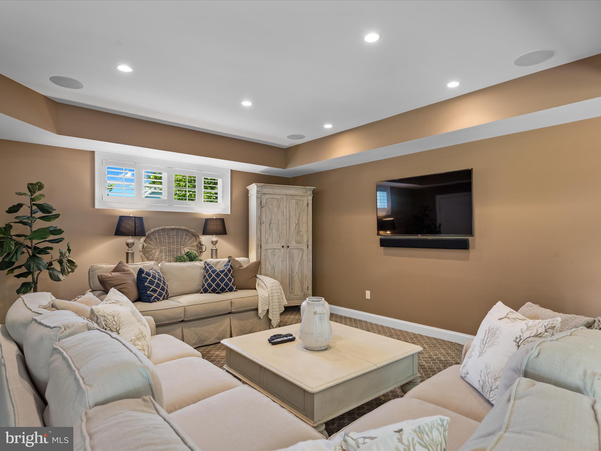 PENINSULA - Residential