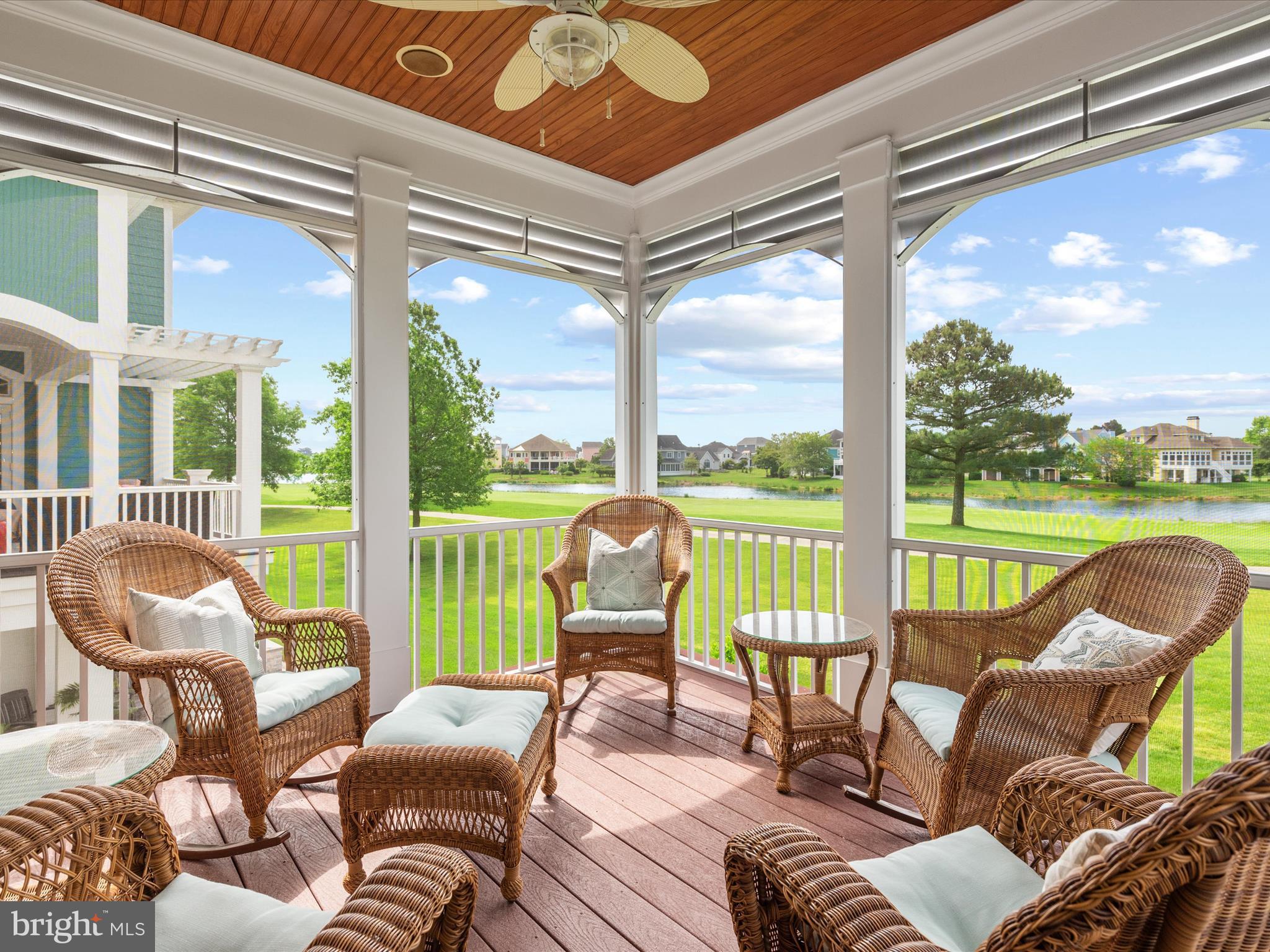 PENINSULA - Residential