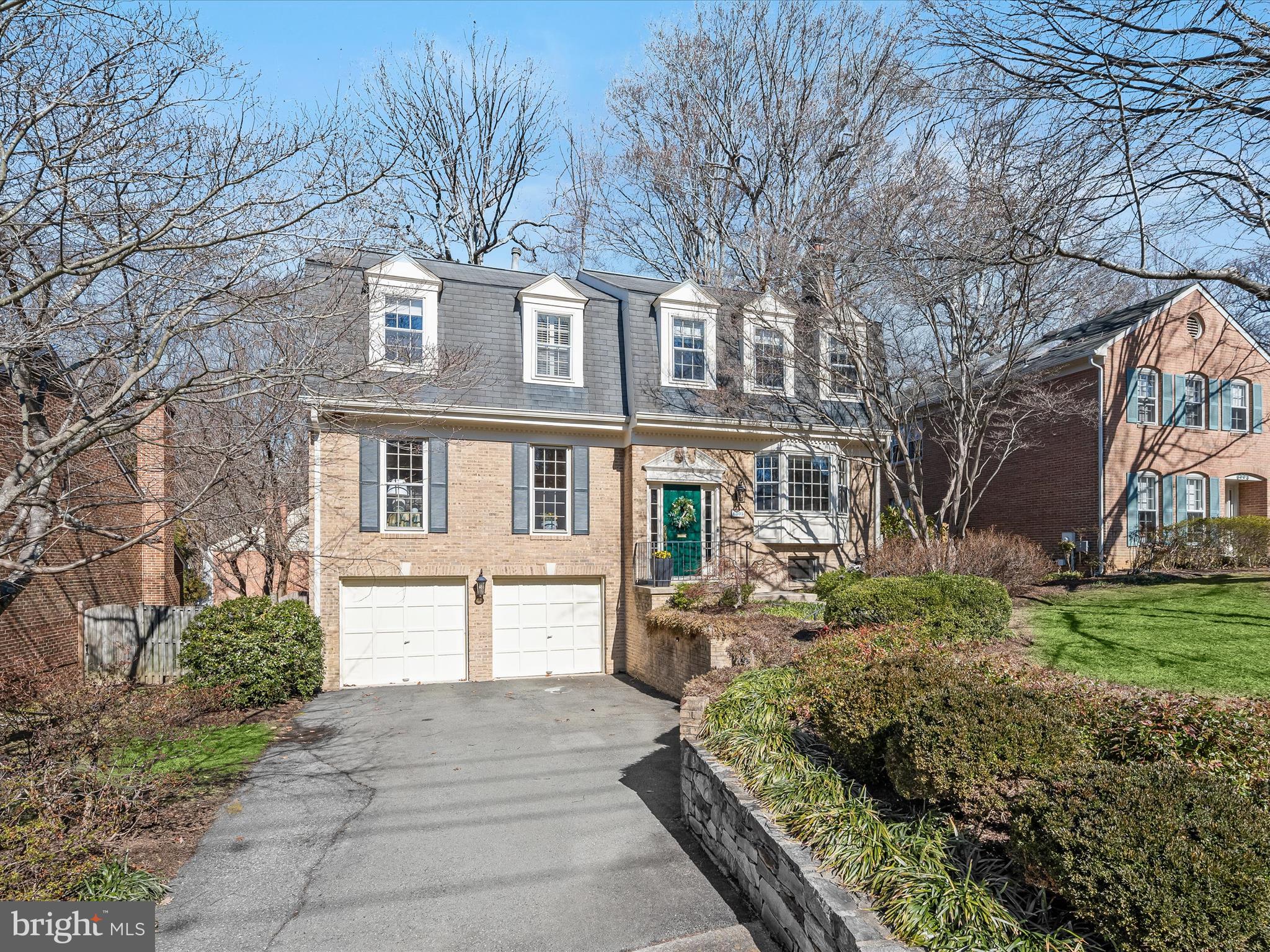 WOODACRES - Residential