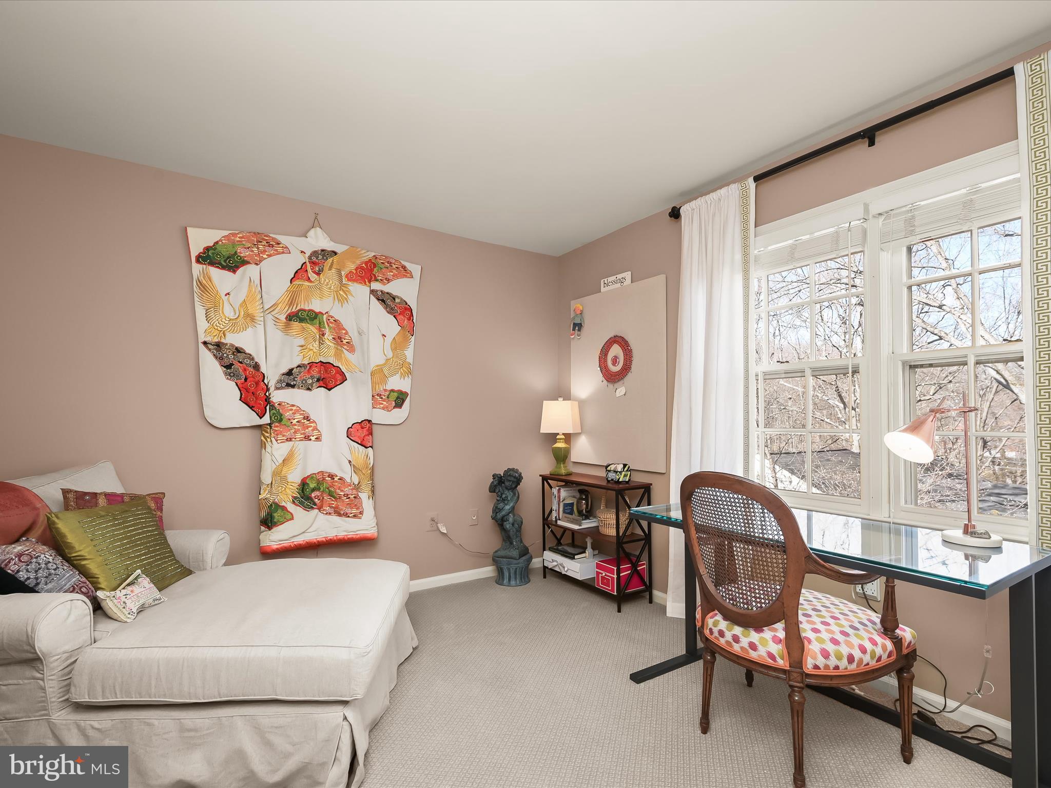 WOODACRES - Residential