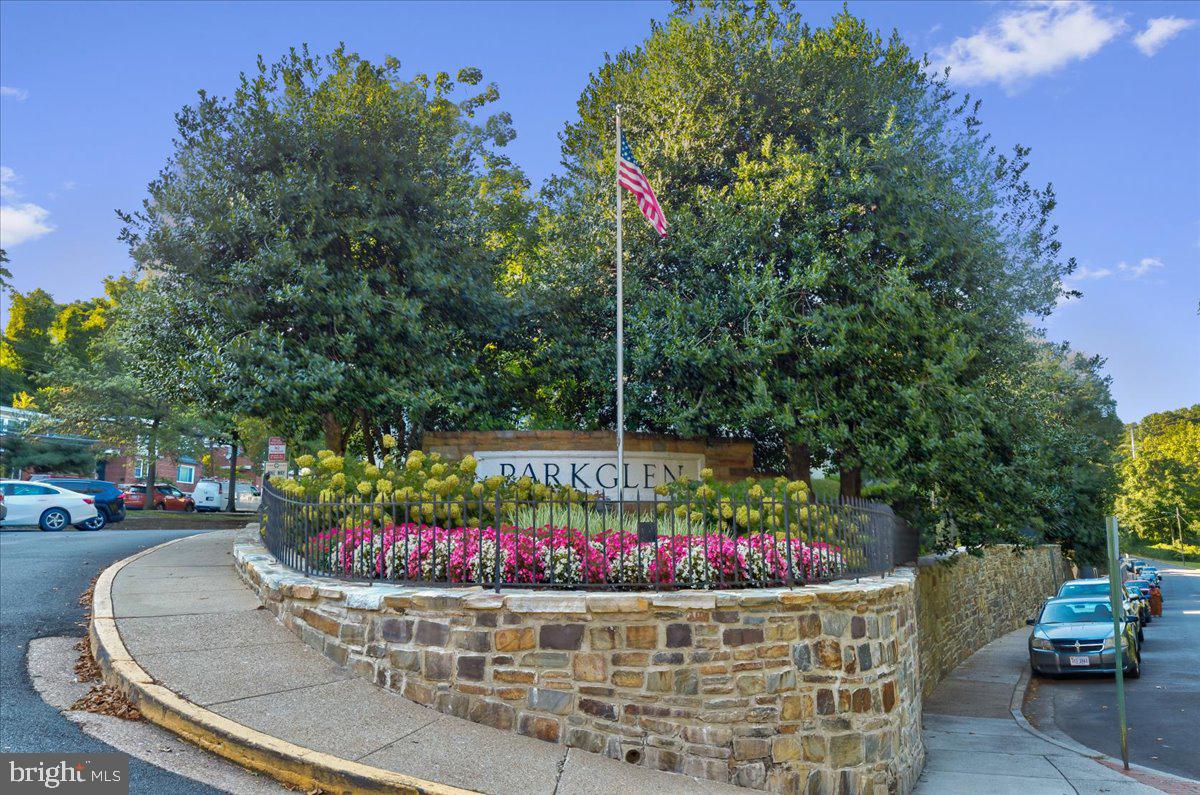 PARK GLEN - Residential