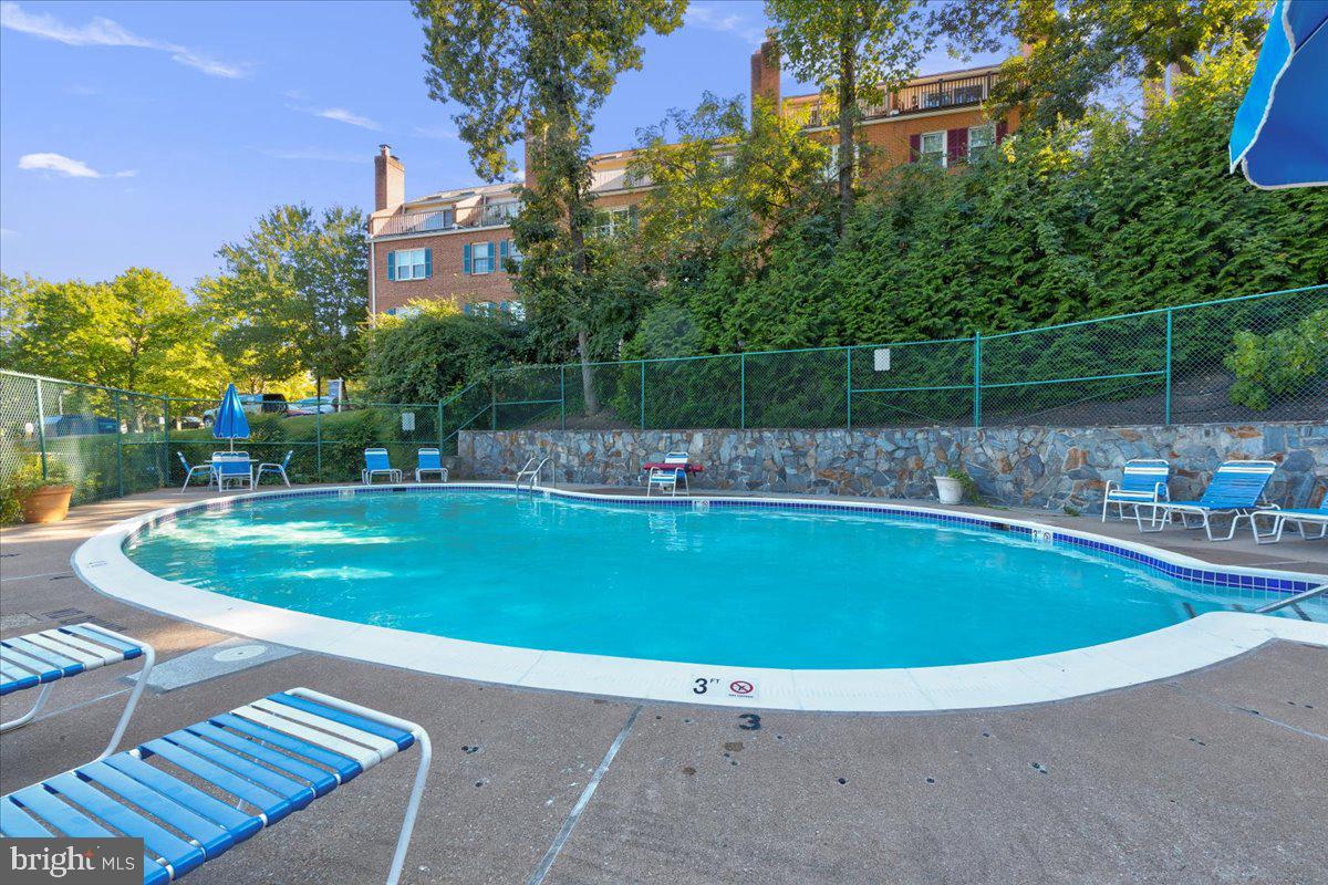 PARK GLEN - Residential