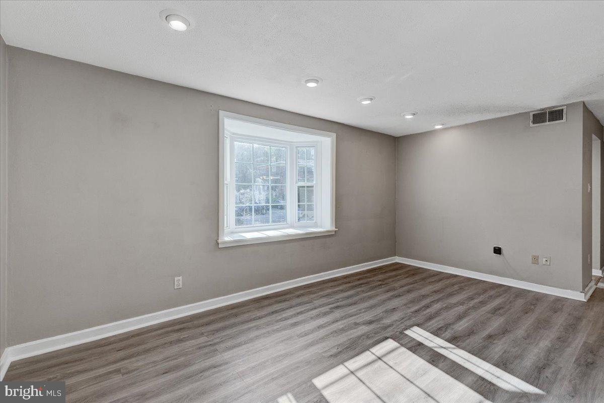 PARK GLEN - Residential