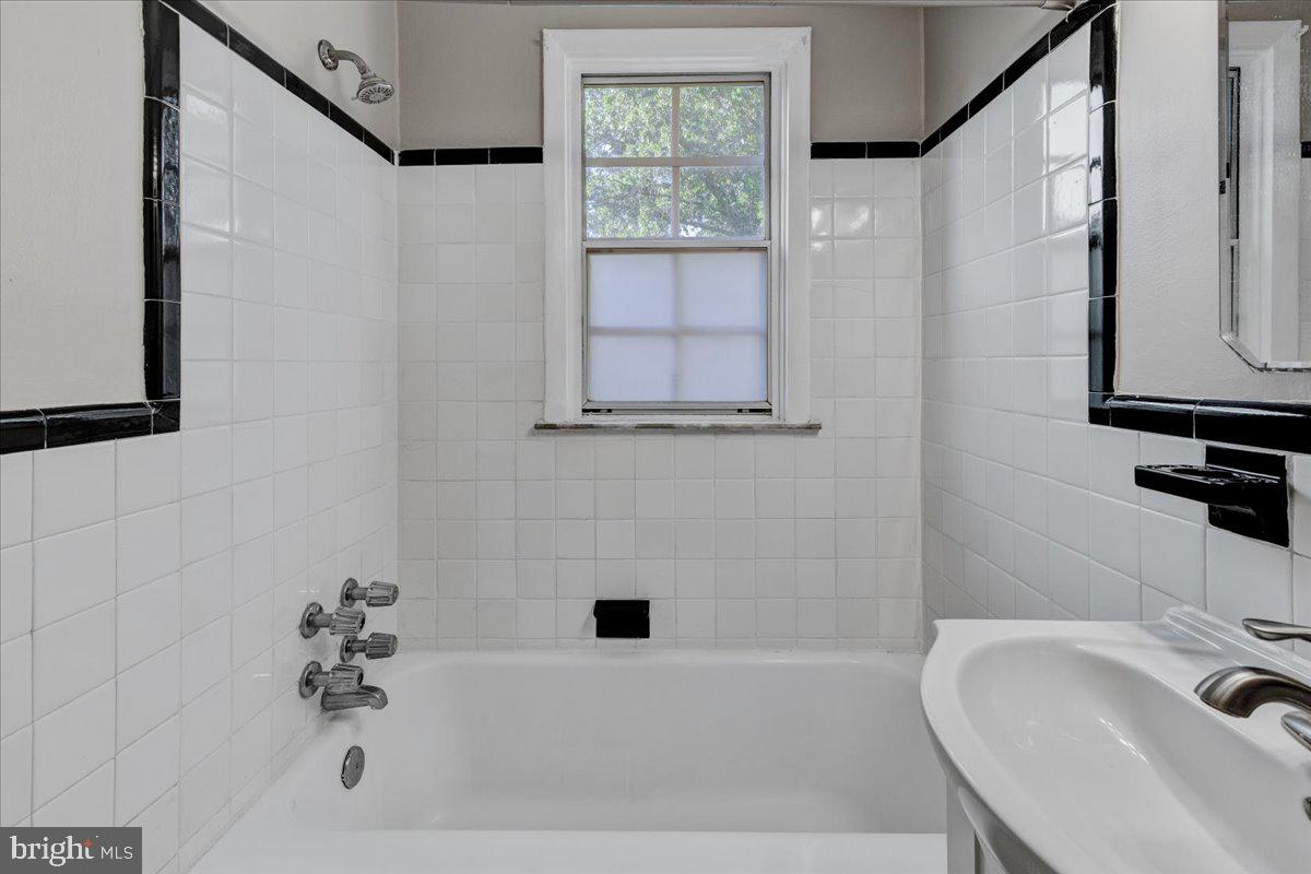 PARK GLEN - Residential