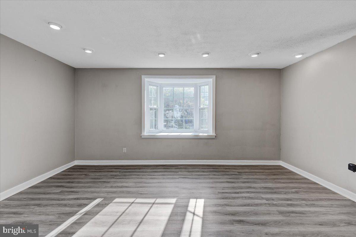 PARK GLEN - Residential