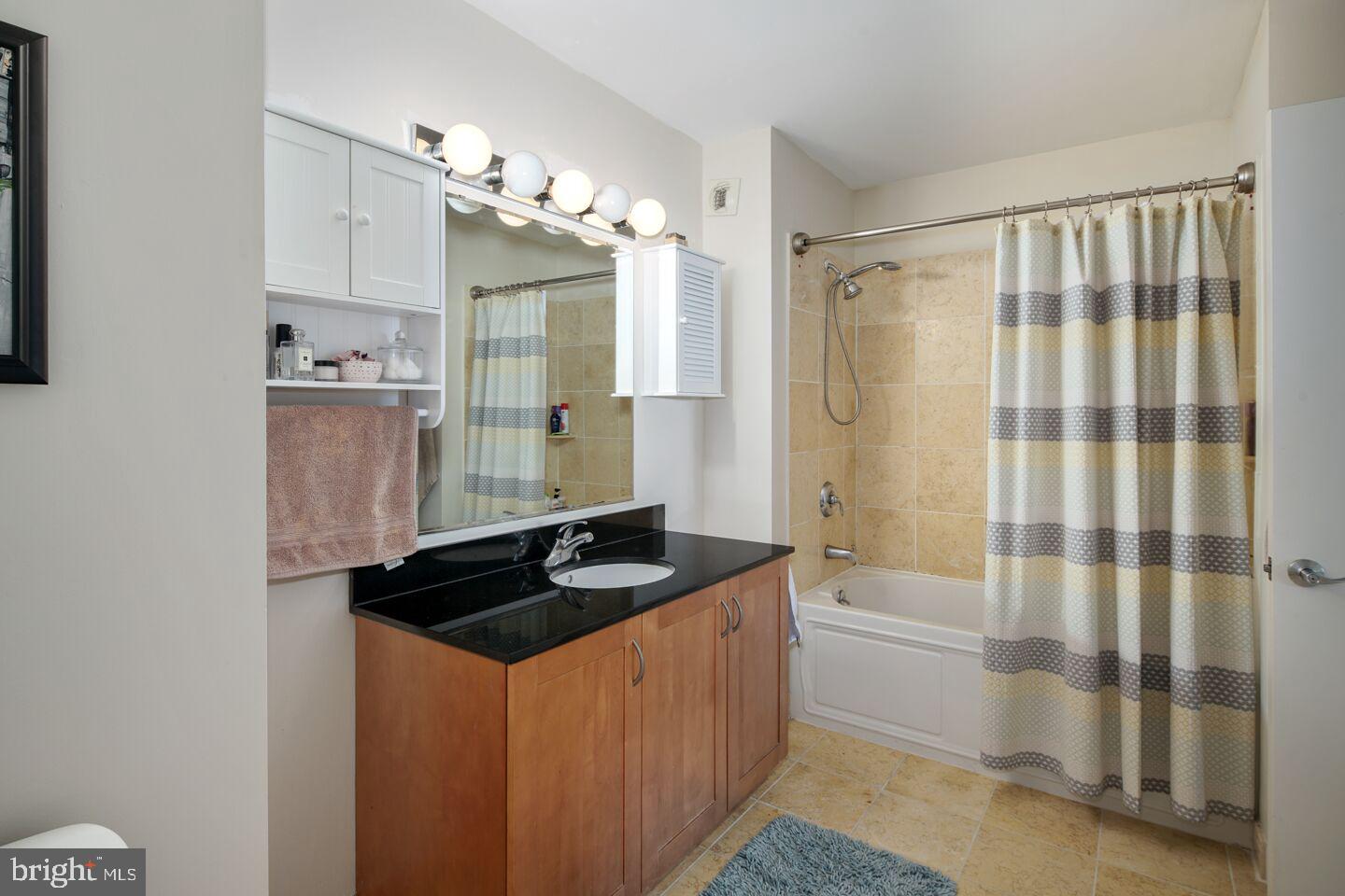 NORTHERN LIBERTIES - Residential Lease