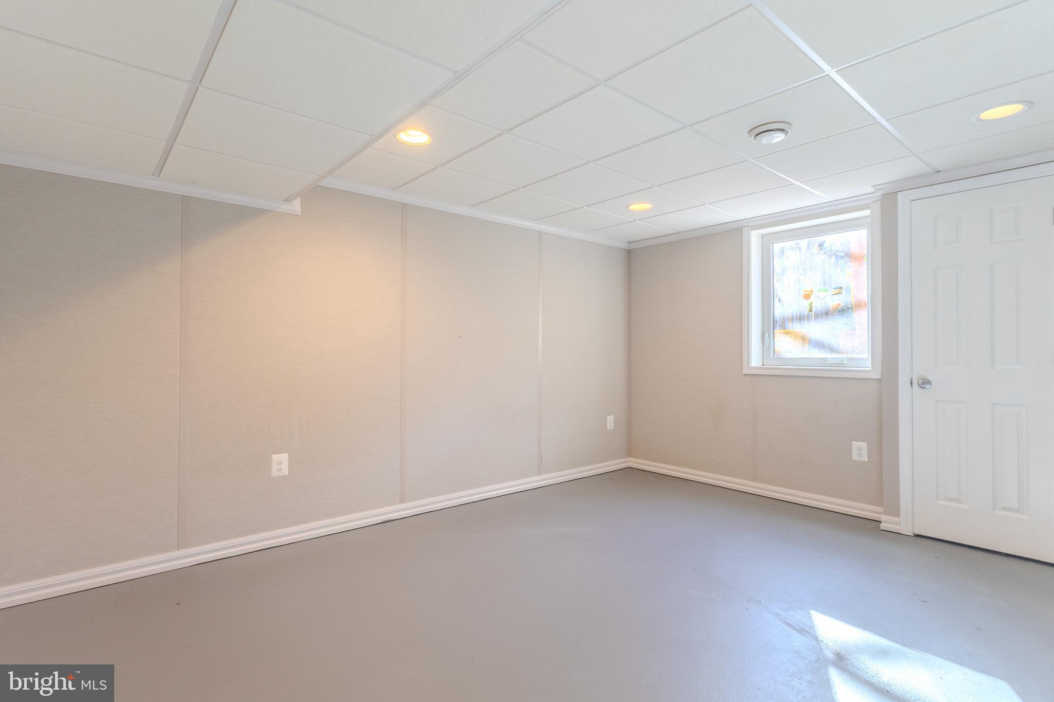 OLDE MILL CONDO - Residential